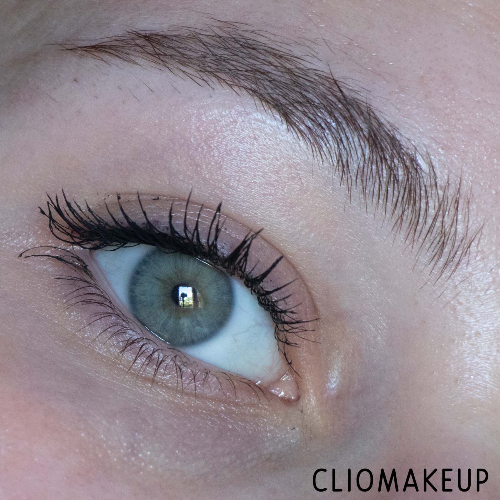 cliomakeup-recensione-mascara-catrice-lashes-to-kill-sexy-volume-mascara-12