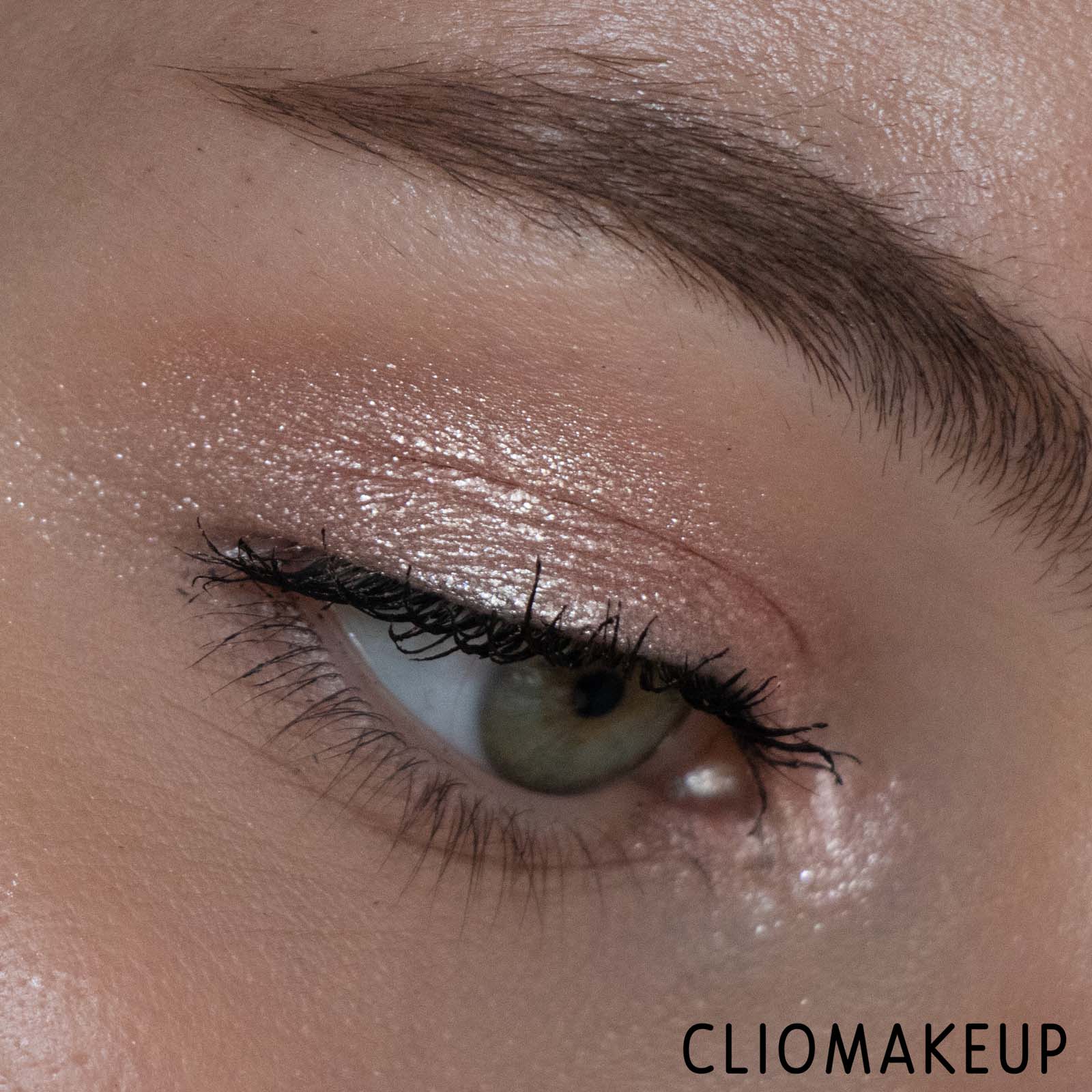 cliomakeup-recensione-ombretti-kiko-unexpected-paradise-magnificient-eyeshadow-10