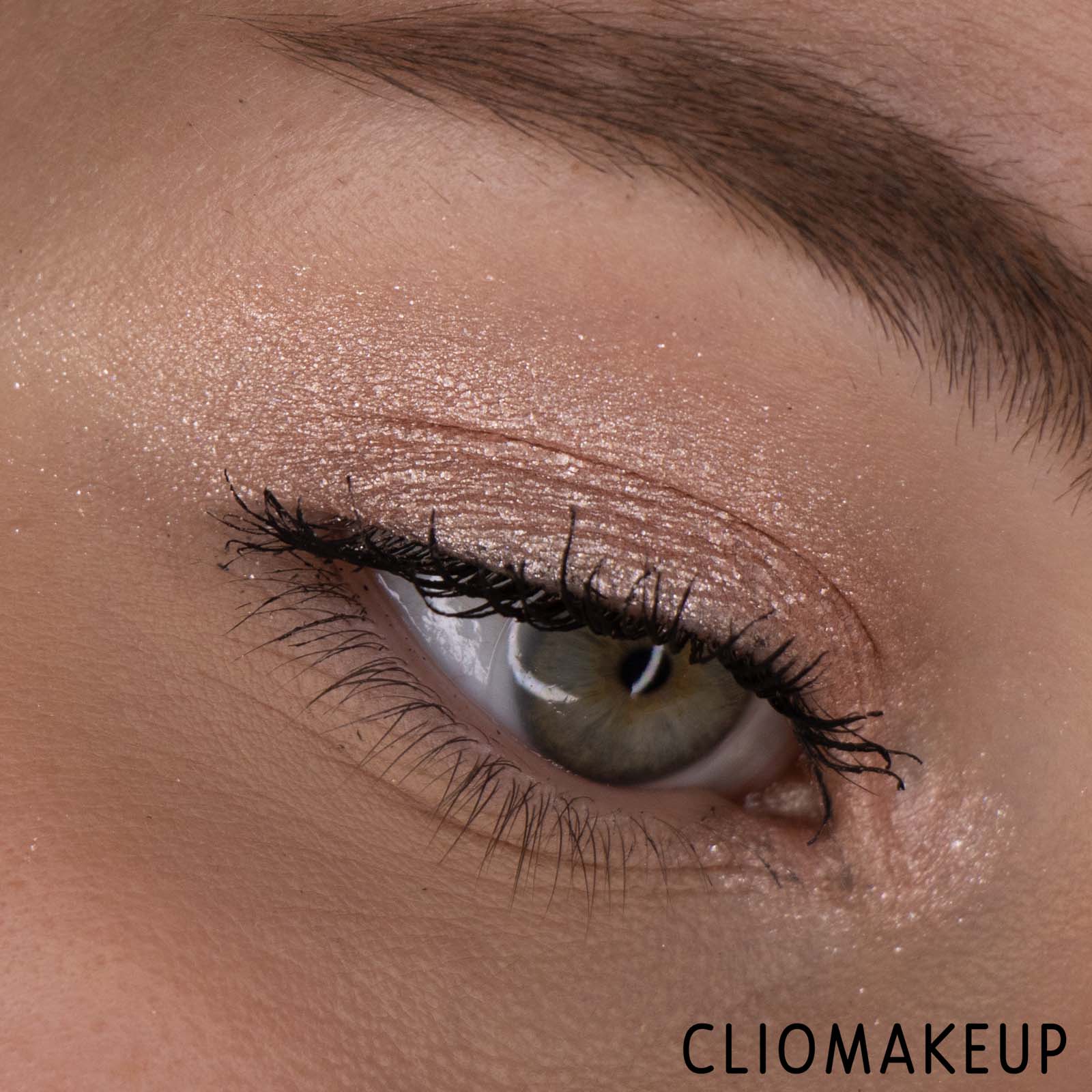 cliomakeup-recensione-ombretti-kiko-unexpected-paradise-magnificient-eyeshadow-11