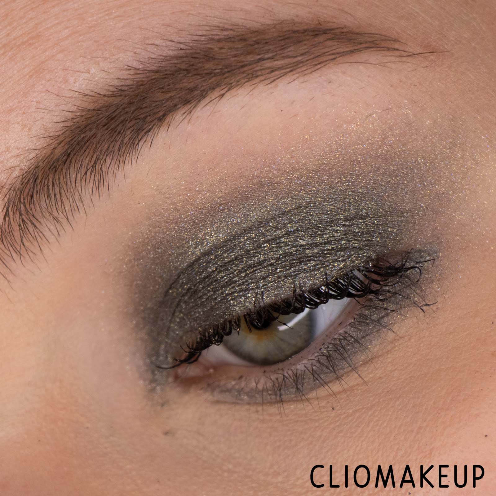 cliomakeup-recensione-ombretti-kiko-unexpected-paradise-magnificient-eyeshadow-14