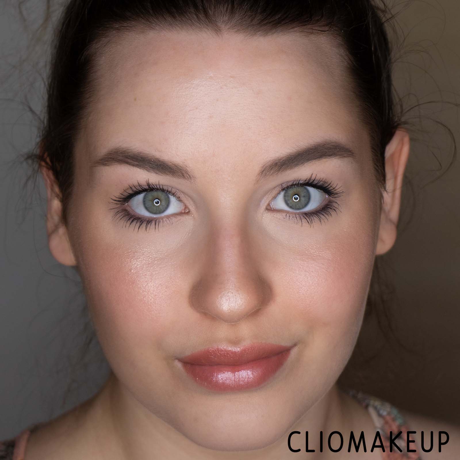 cliomakeup-recensione-palette-catrice-luminice-highlight-e-blush-glow-palette-15