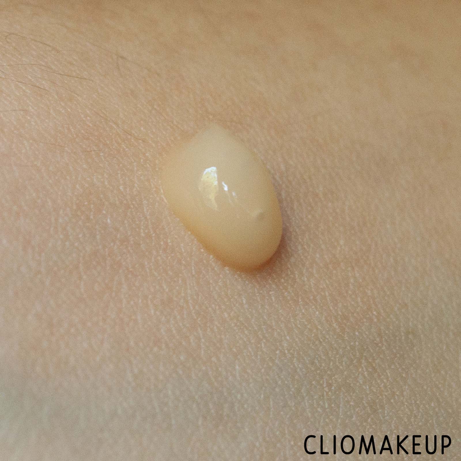 cliomakeup-recensione-primer-smashbox-photofinish-vitamin-glow-primer-6