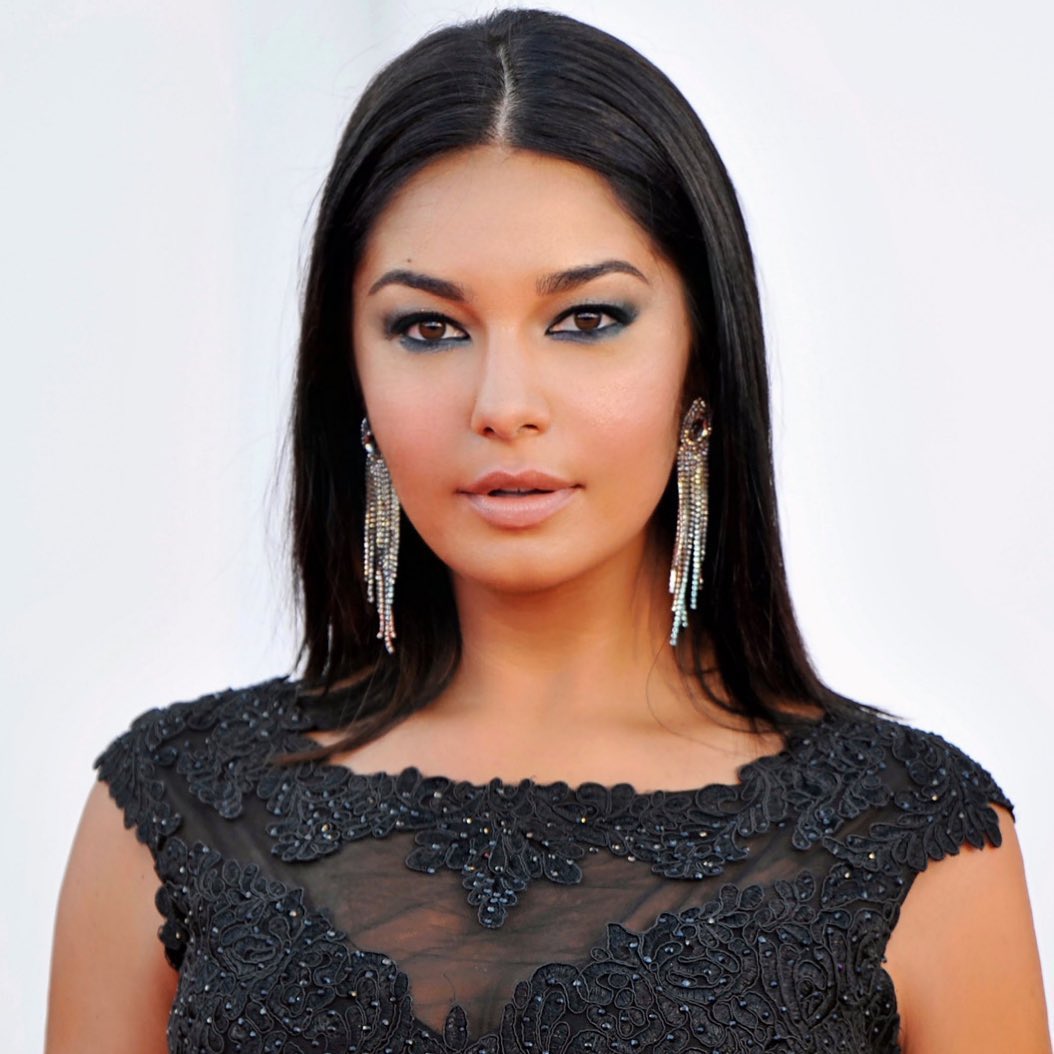 cliomakeup-festival-venezia-2020-look-6-elisa