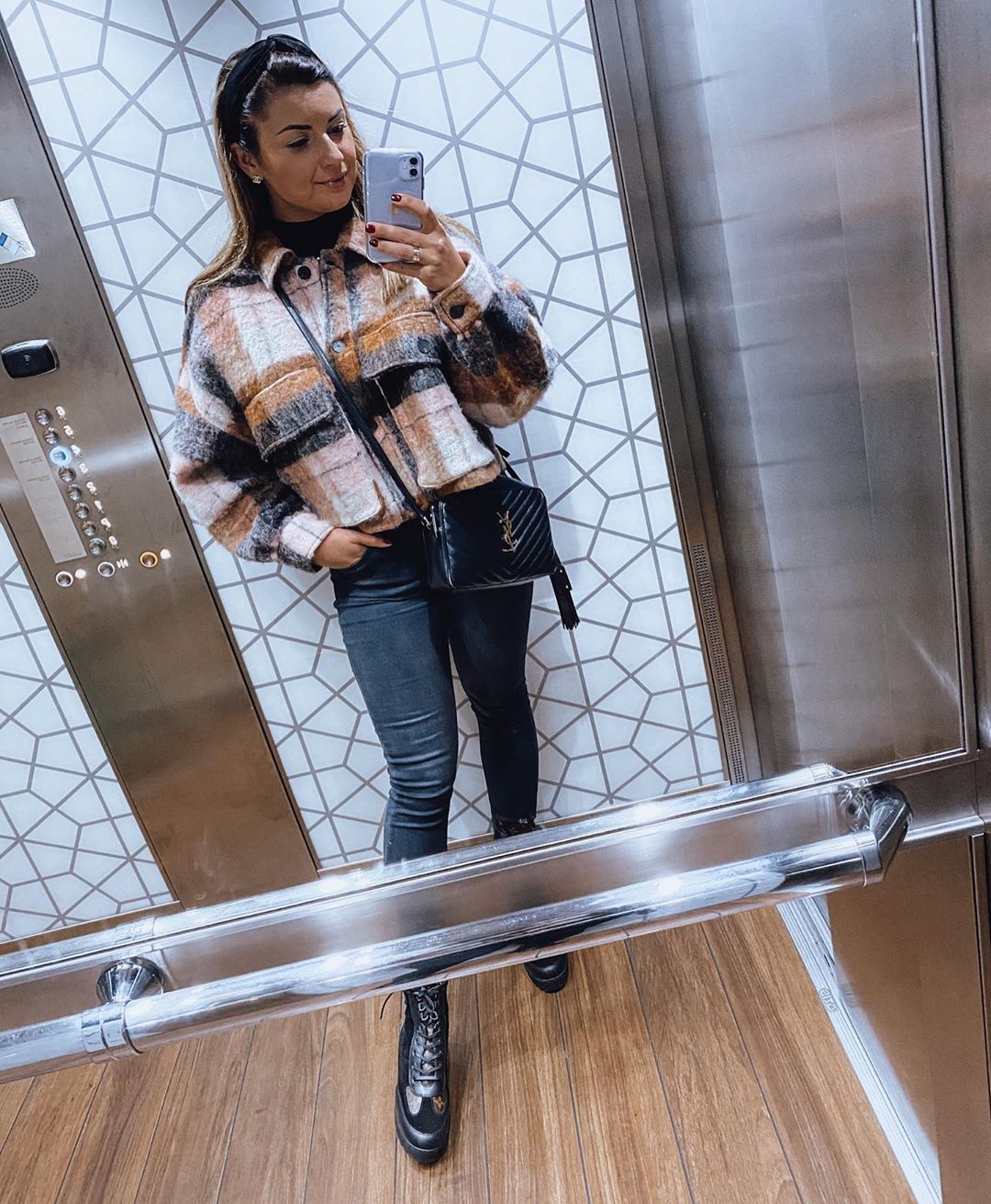 cliomakeup-giacca-camicia-12-look