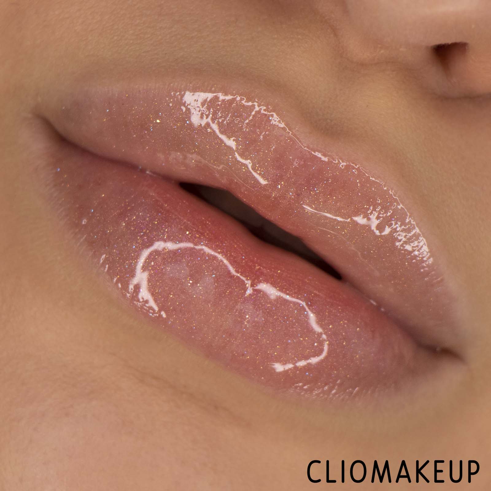 cliomakeup-recensione-gloss-nabla-shine-theory-lip-gloss-11