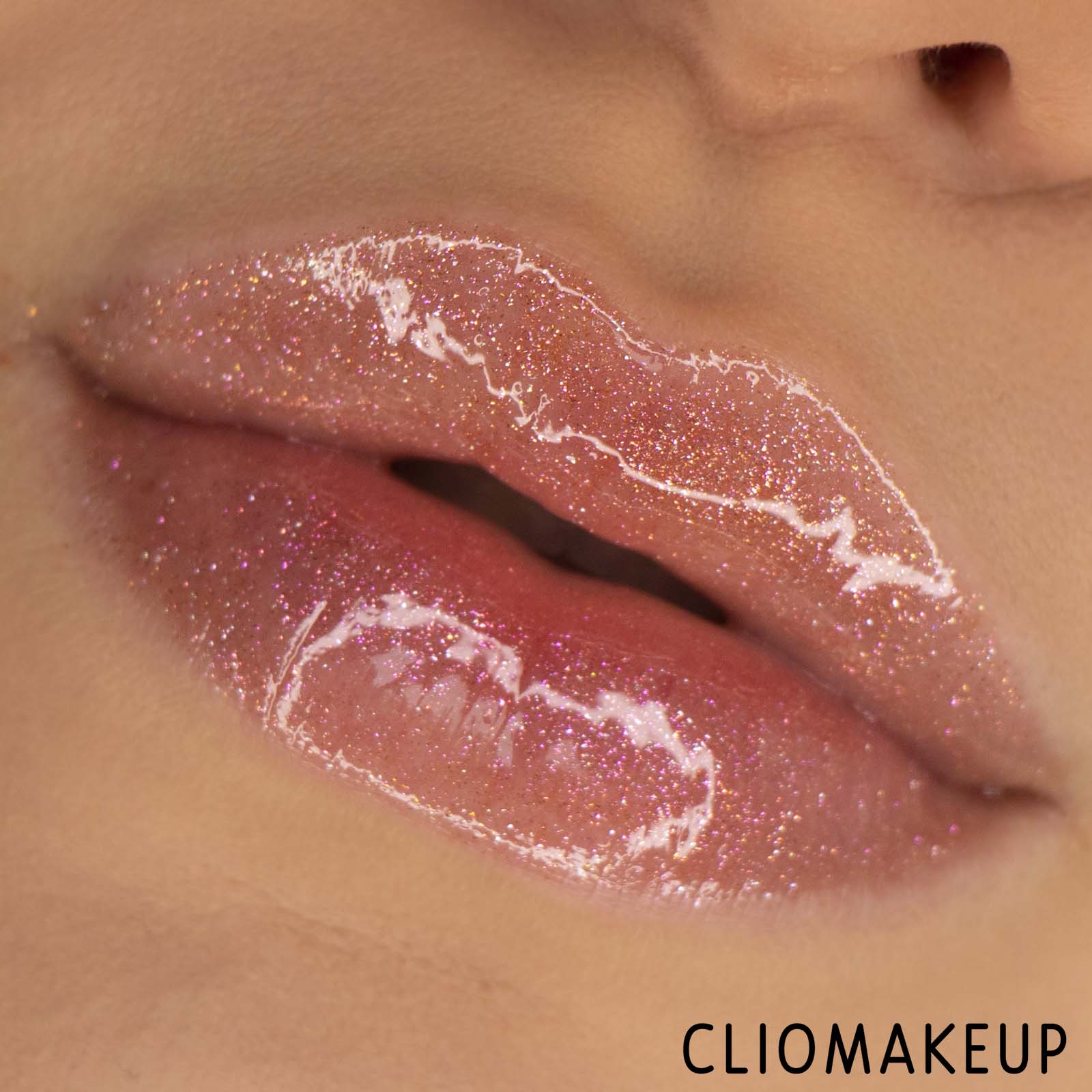 cliomakeup-recensione-gloss-nabla-shine-theory-lip-gloss-15