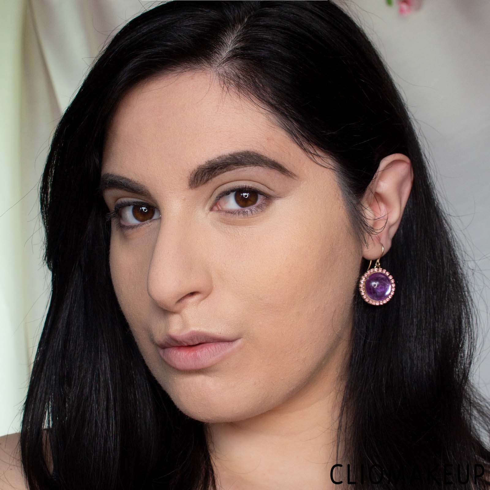 cliomakeup-recensione-cipria-too-faced-primed-e-poreless-+-face-powder-13