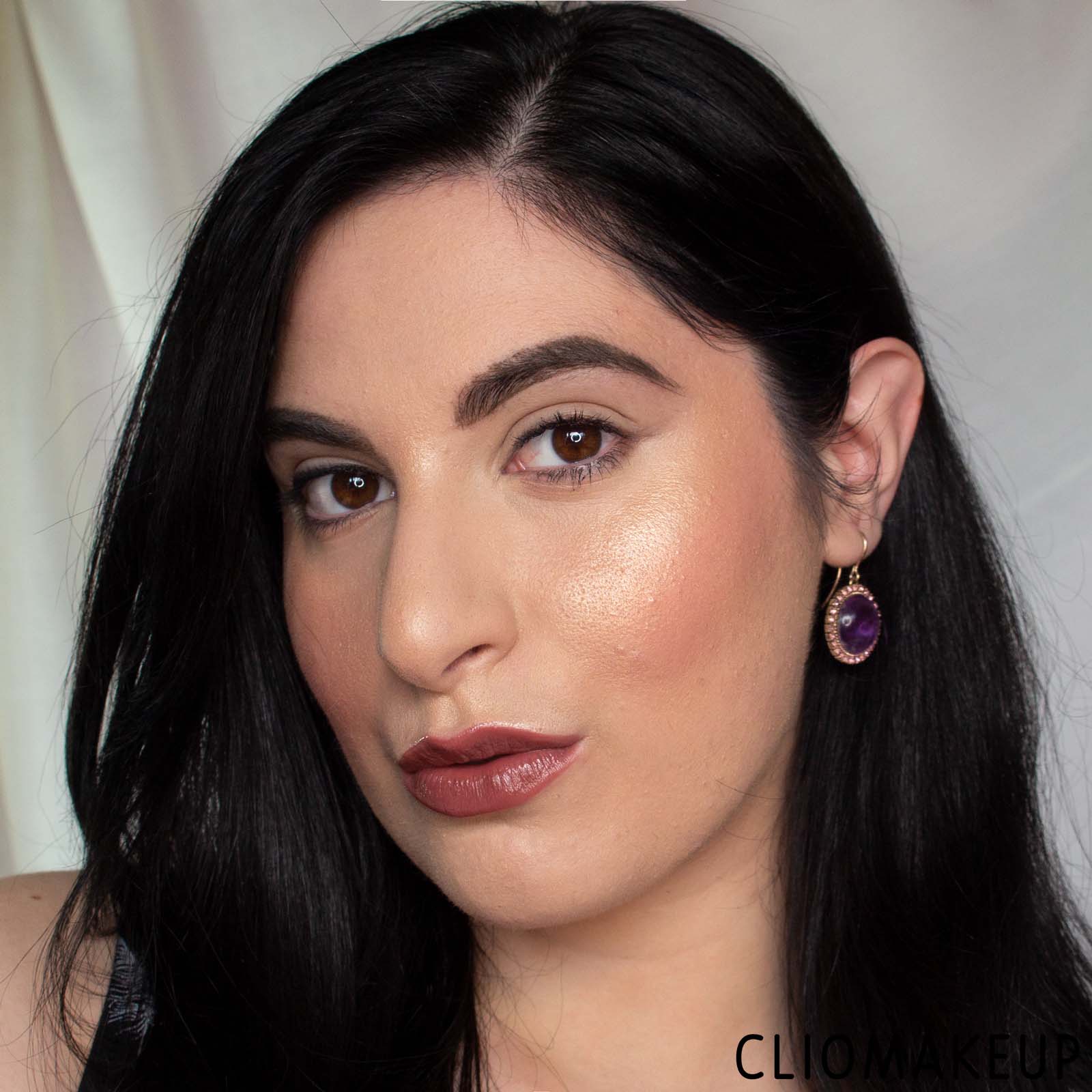 cliomakeup-recensione-cipria-too-faced-primed-e-poreless-+-face-powder-15