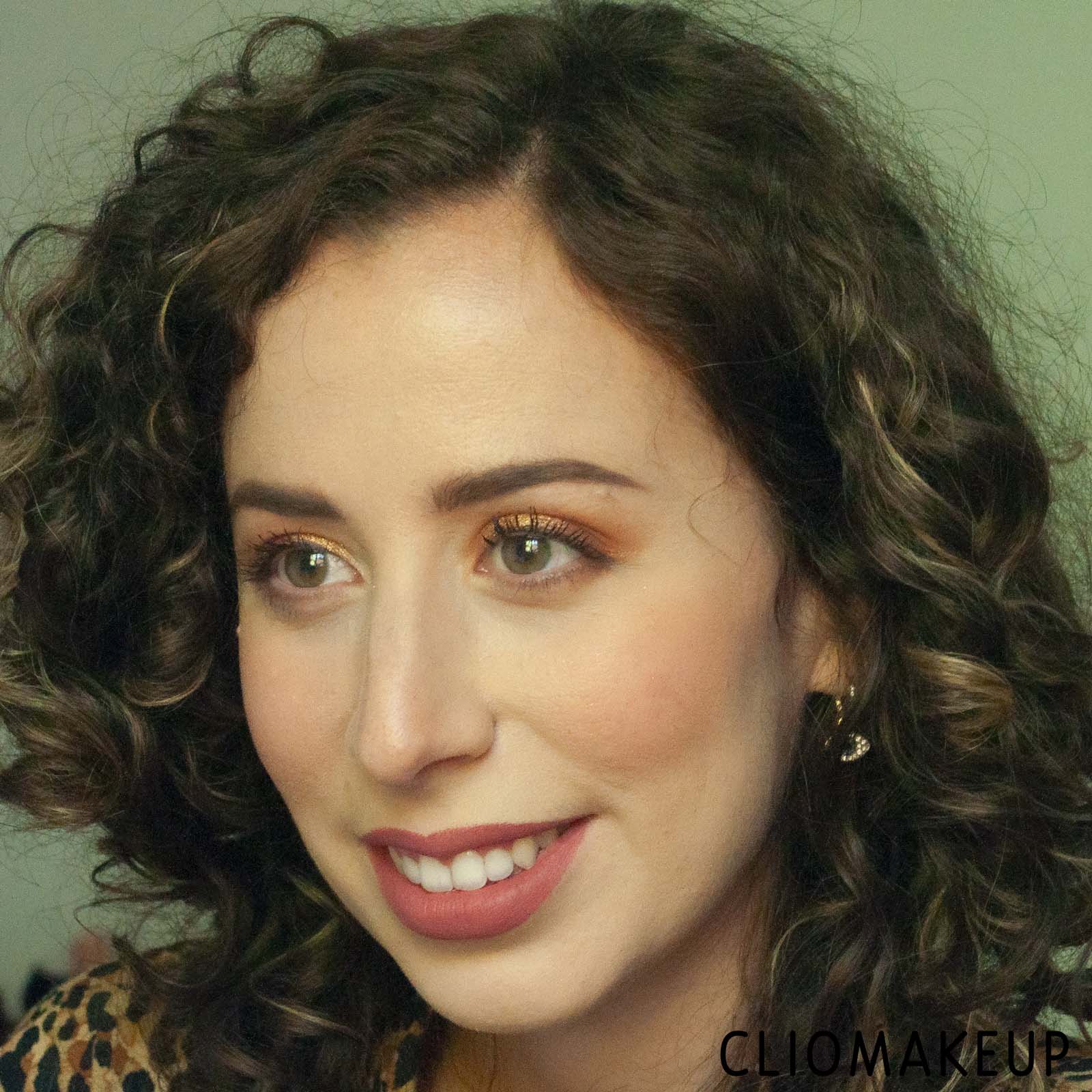 cliomakeup-recensione-fondotinta-too-faced-born-this-way-matte-24-hour-undetectable-super-longwear-foundation-12