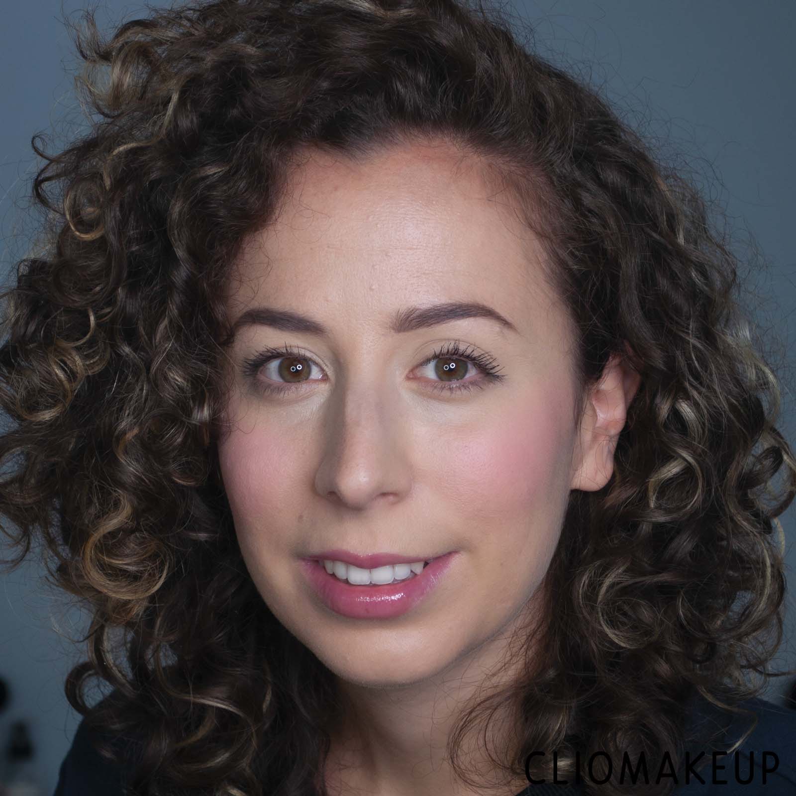 cliomakeup-recensione-gloss-essence-juicy-bomb-shiny-lipgloss-15