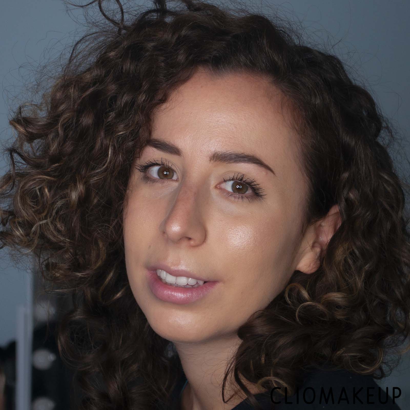 cliomakeup-recensione-mascara-l'oreal-air-volume-mega-mascara-15