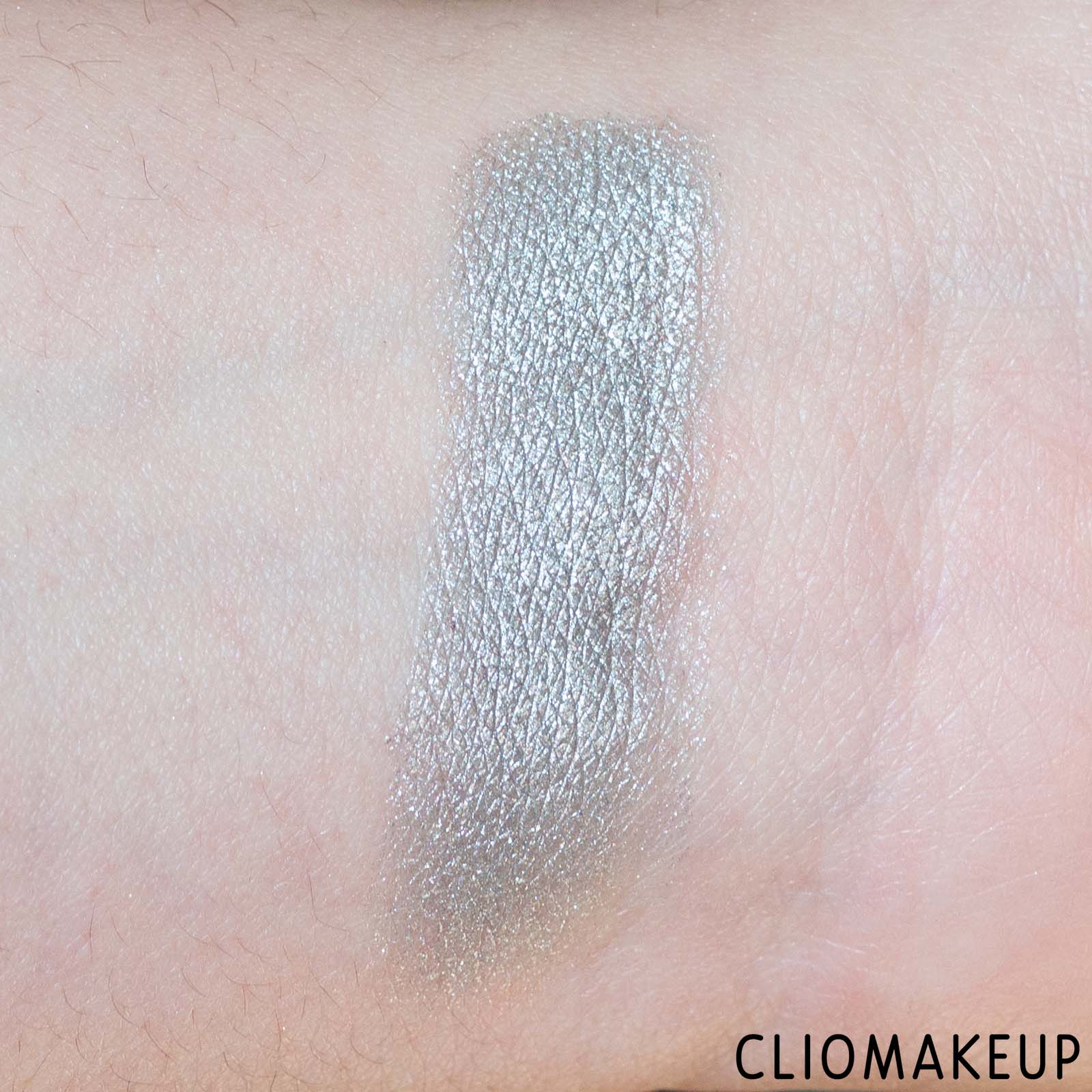 cliomakeup-recensione-ombretto-mac-frosted-firework-extra-dimension-foil-eye-shadow-6