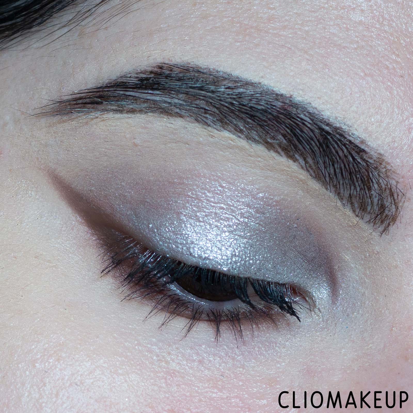 cliomakeup-recensione-ombretto-mac-frosted-firework-extra-dimension-foil-eye-shadow-9