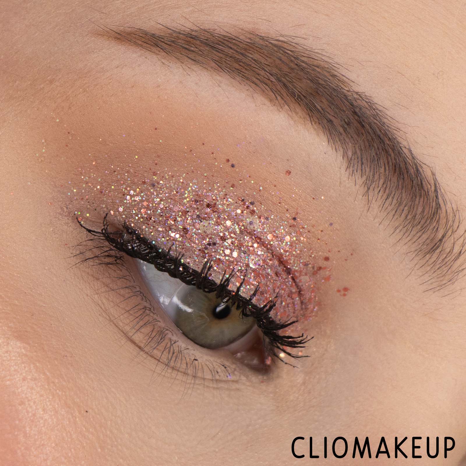 cliomakeup-recensione-palette-Nabla-Ruby-Lights-Glitter-Palette-12