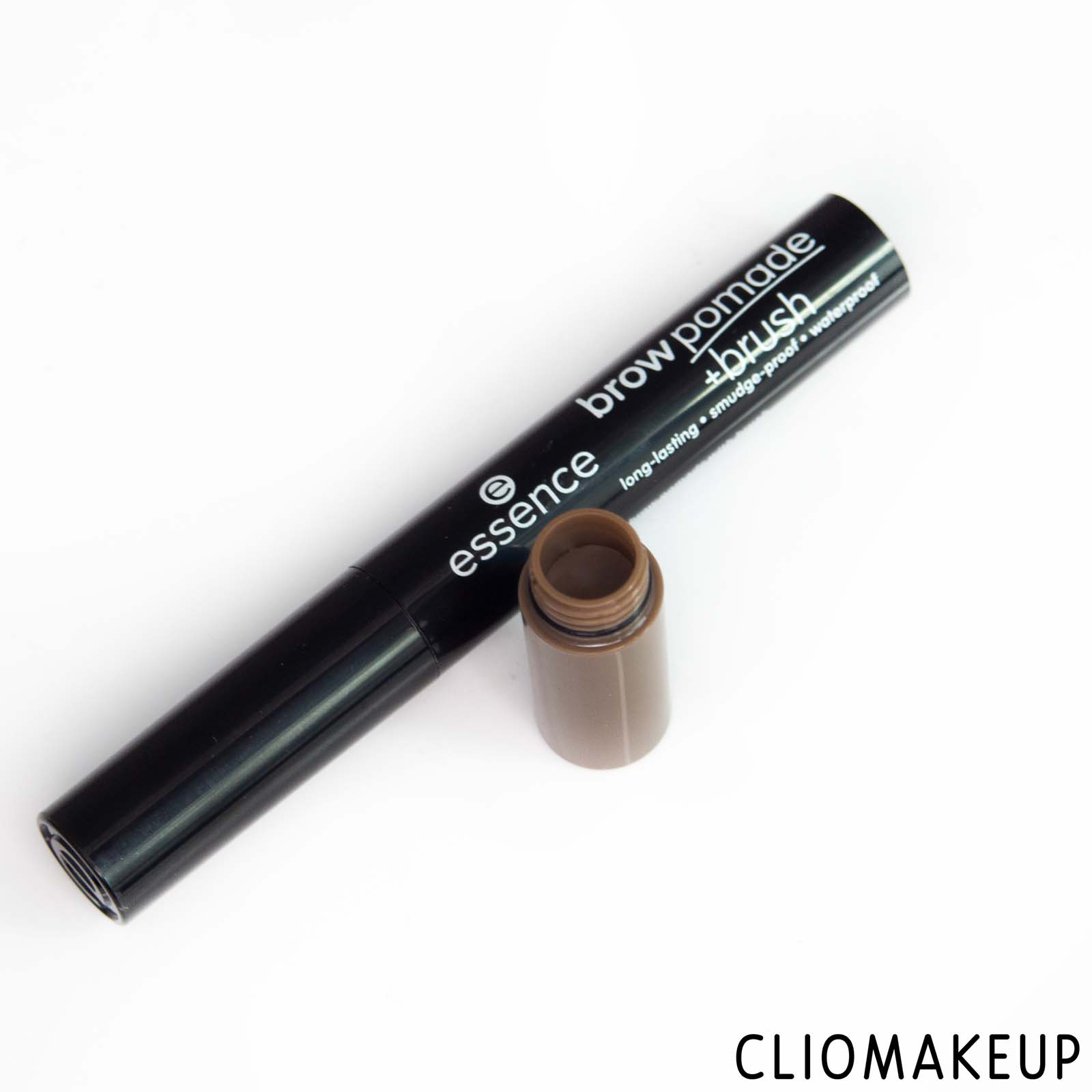 cliomakeup-recensione-pomata-sopracciglia-essence-brow-pomade-+-brush-5