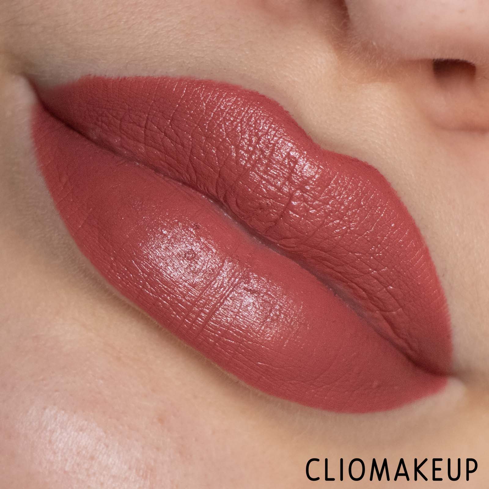 cliomakeup-recensione-rossetti-mulac-milf-creamlastic-lipstick-12