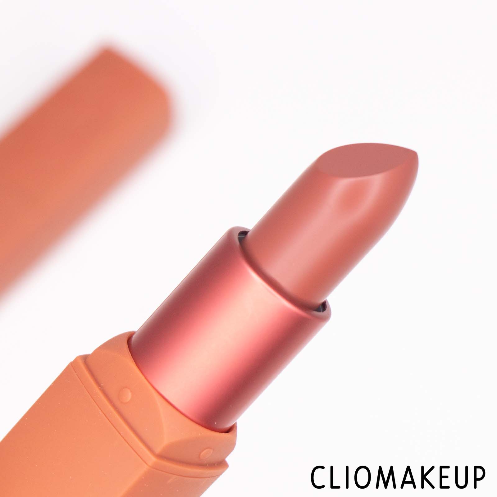 cliomakeup-recensione-rossetti-mulac-milf-creamlastic-lipstick-5