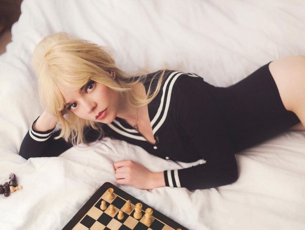 cliomakeup-regina-scacchi-4-capellilunghi