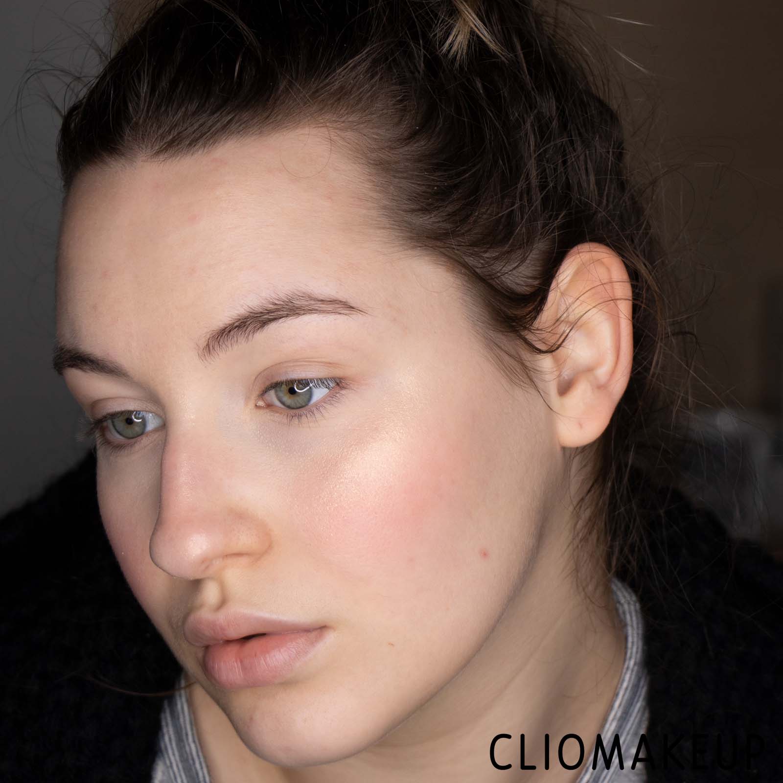 cliomakeup-recensione-blush-kiko-holiday-gems-double-shine-blush-e-highlighter-15
