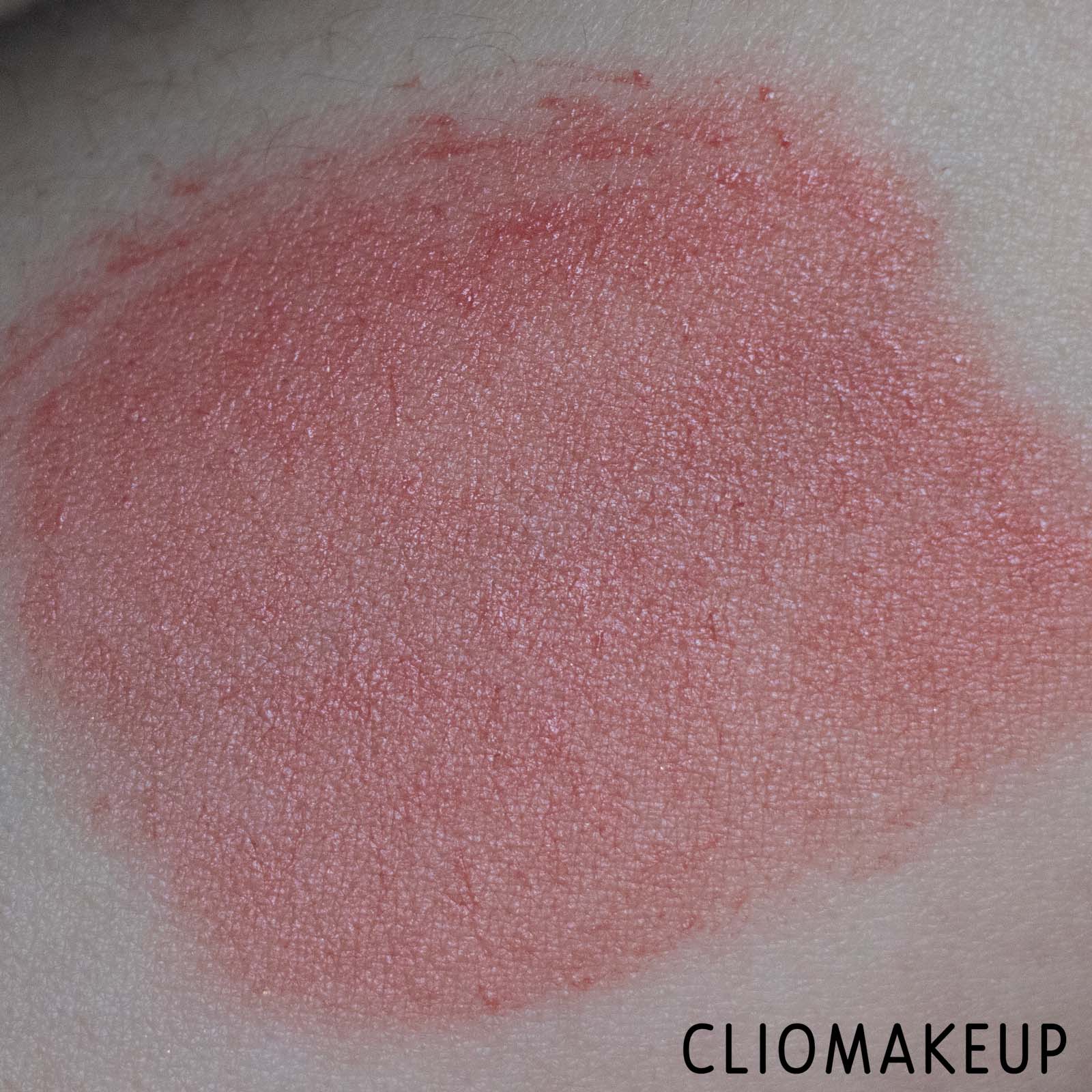 cliomakeup-recensione-blush-kiko-holiday-gems-double-shine-blush-e-highlighter-6