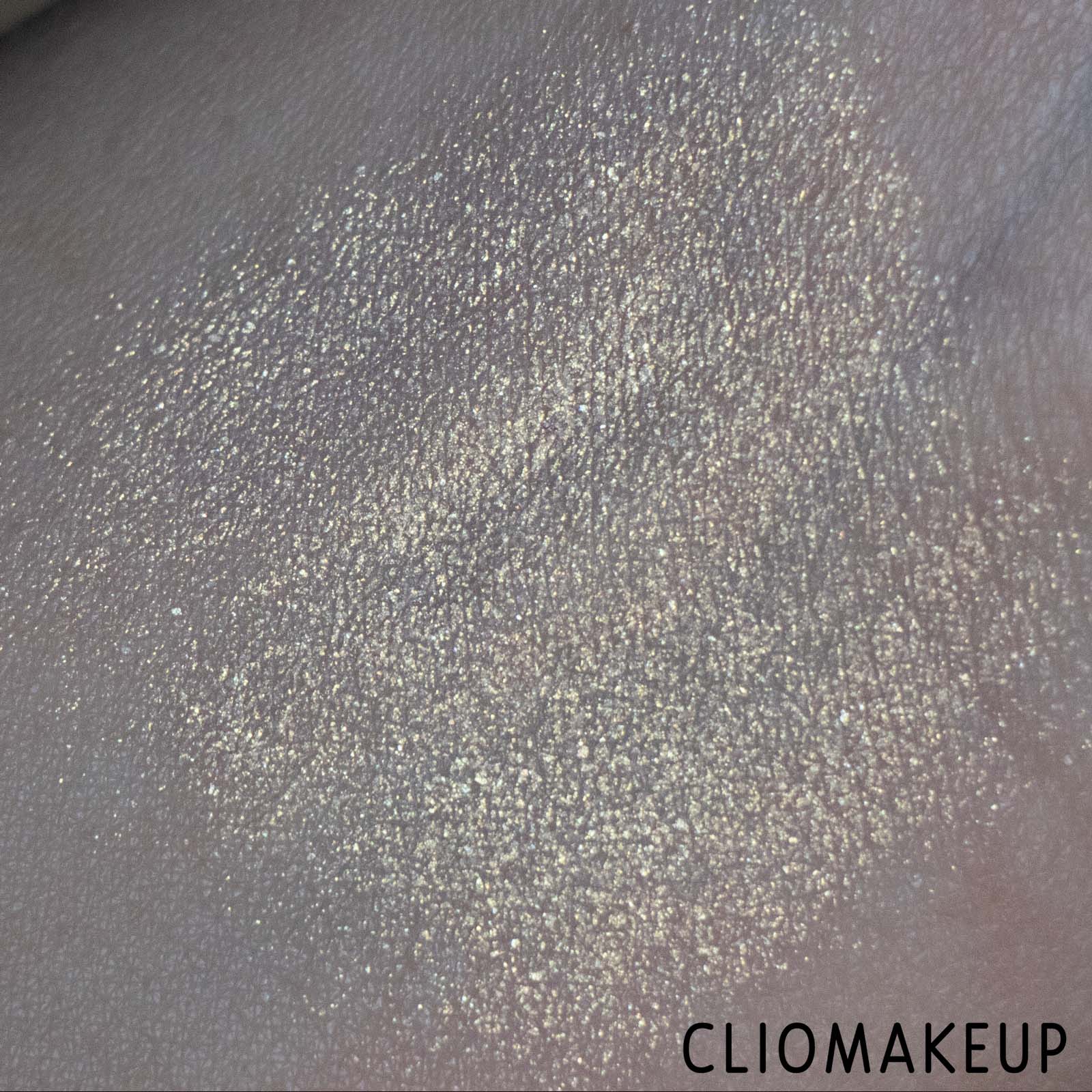 cliomakeup-recensione-blush-kiko-holiday-gems-double-shine-blush-e-highlighter-8