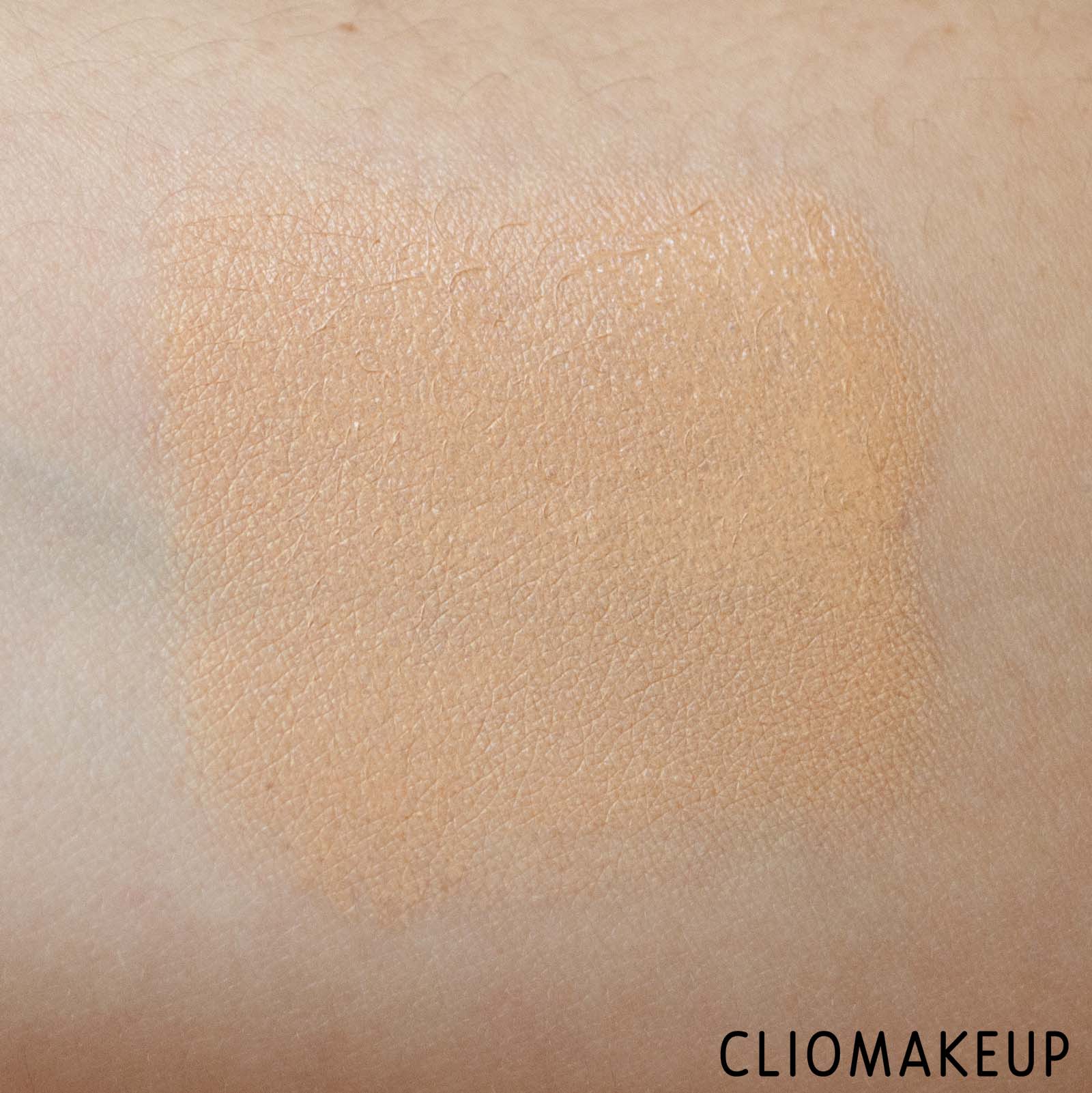 cliomakeup-recensione-correttore-l'oreal-accord-parfait-correttore-con-crema-occhi-8