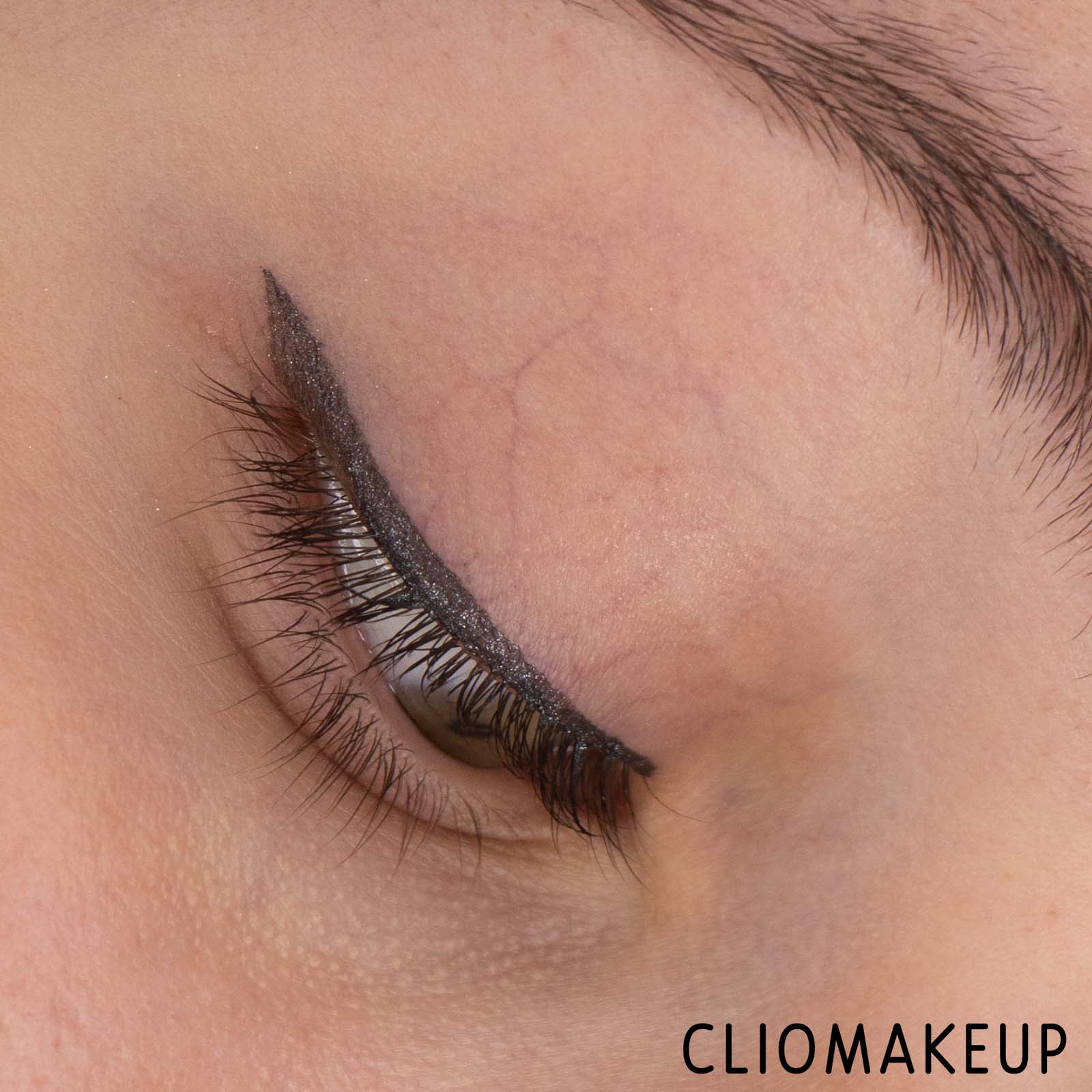 cliomakeup-recensione-eyeliner-kiko-holiday-gems-sparkling-eyeliner-12