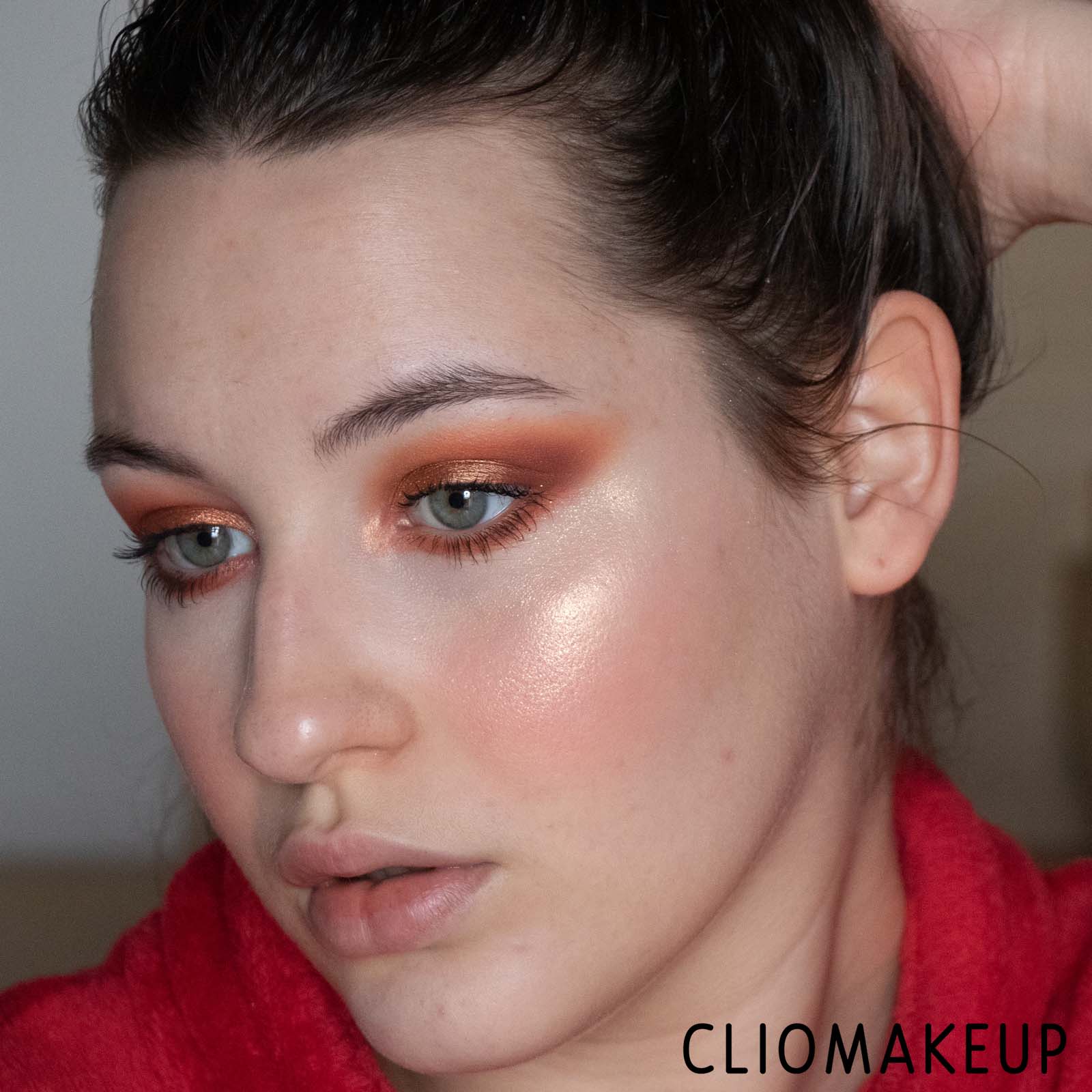 cliomakeup-recensione-illuminante-wycon-candyland-light-rush-highlighter-12