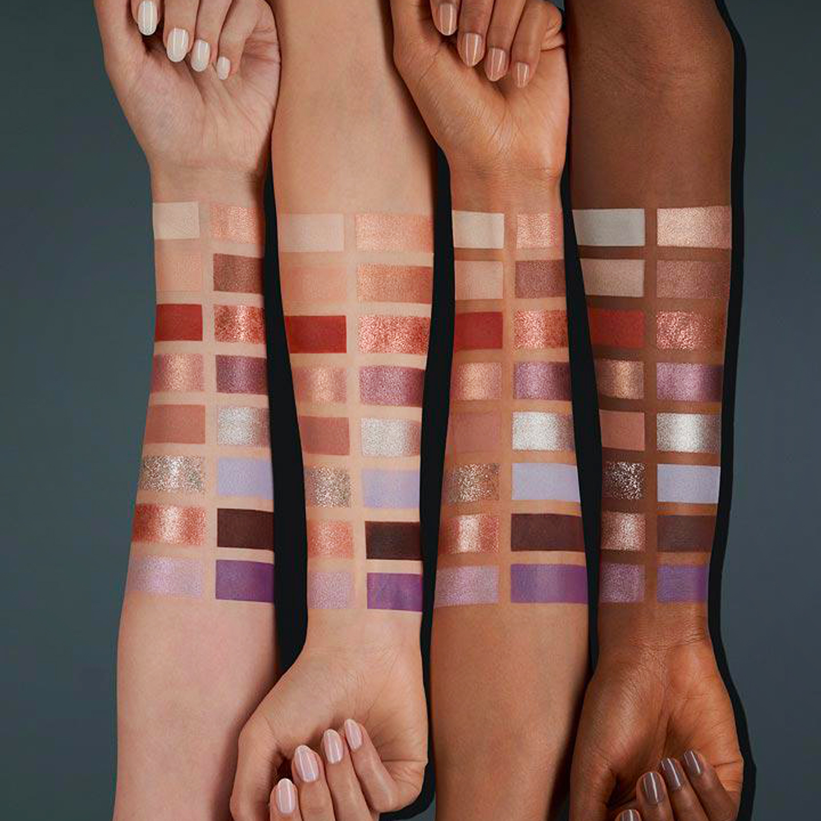 cliomakeup-recensione-palette-catrice-disney-villains-ursula-eyeshadow-palette-3