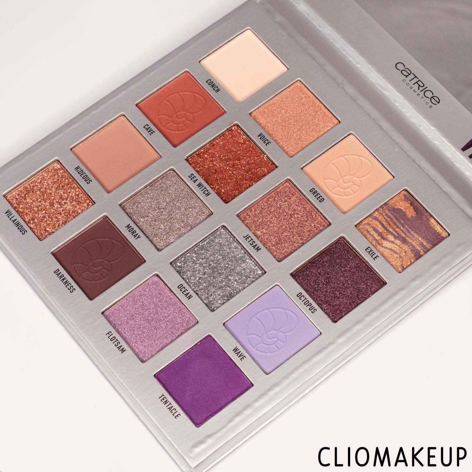 cliomakeup-recensione-palette-catrice-disney-villains-ursula-eyeshadow-palette-4