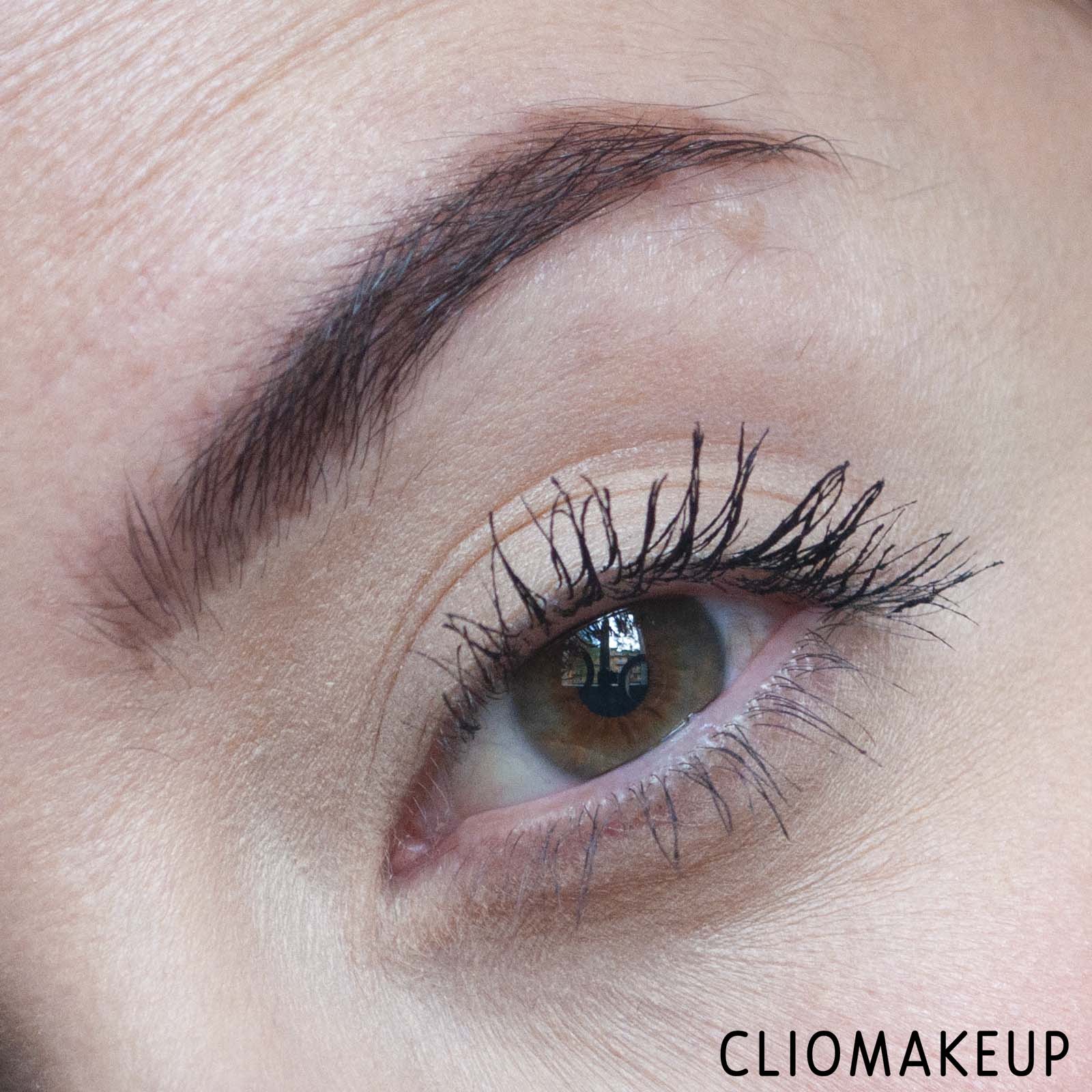 cliomakeup-recensione-pennarello-sopracciglia-benefit-brow-microfilling-pen-12
