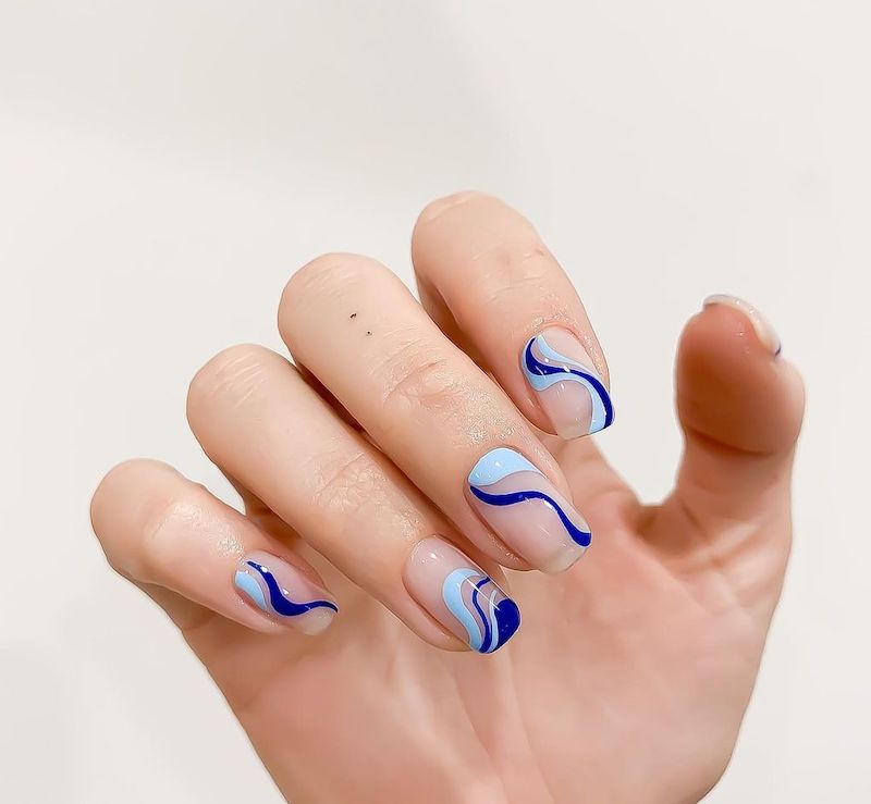 cliomakeup-unghie-2021-teamclio-nail-art-onde