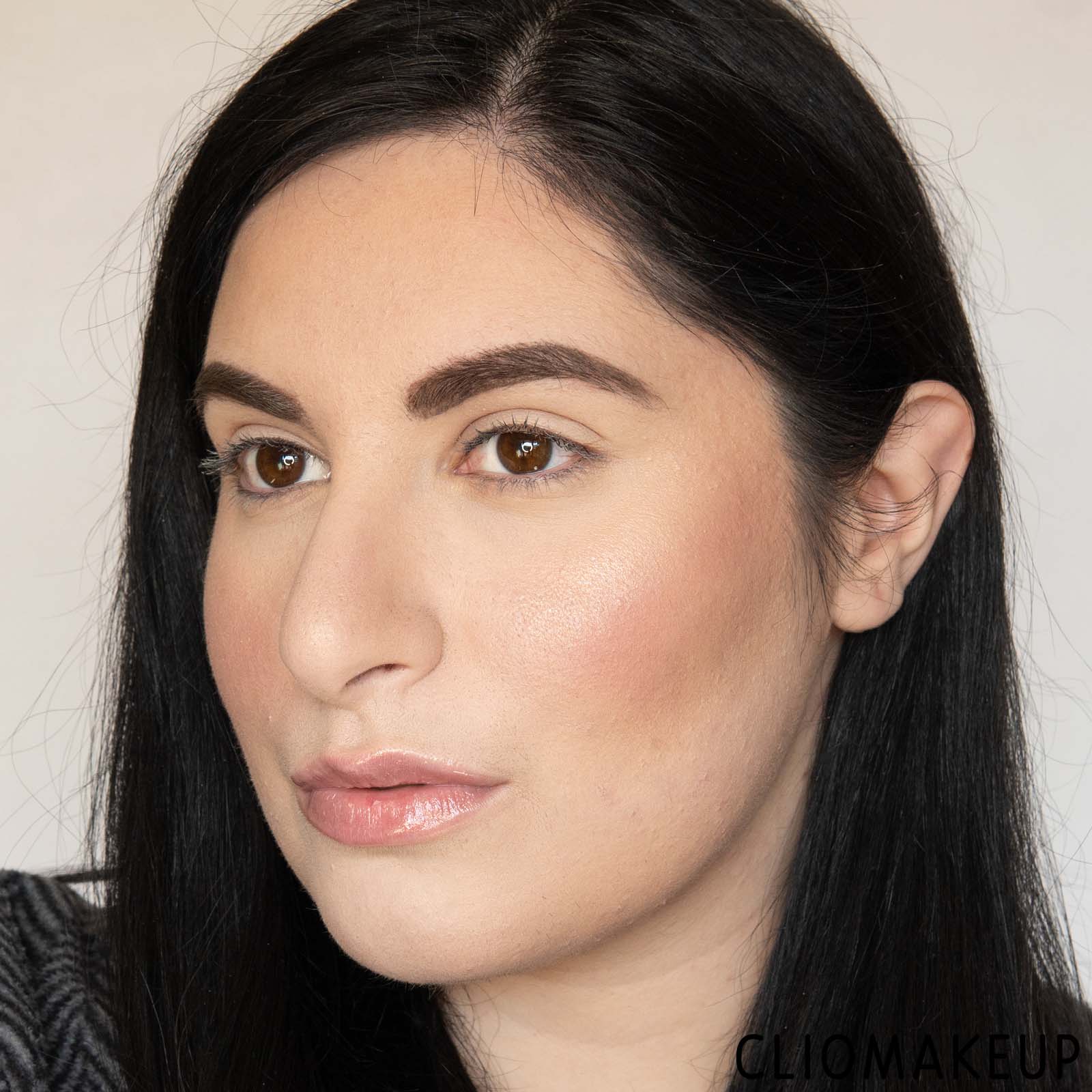 cliomakeup-recensione-cipria-anastasia-beverly-hills-loose-setting-powder-15