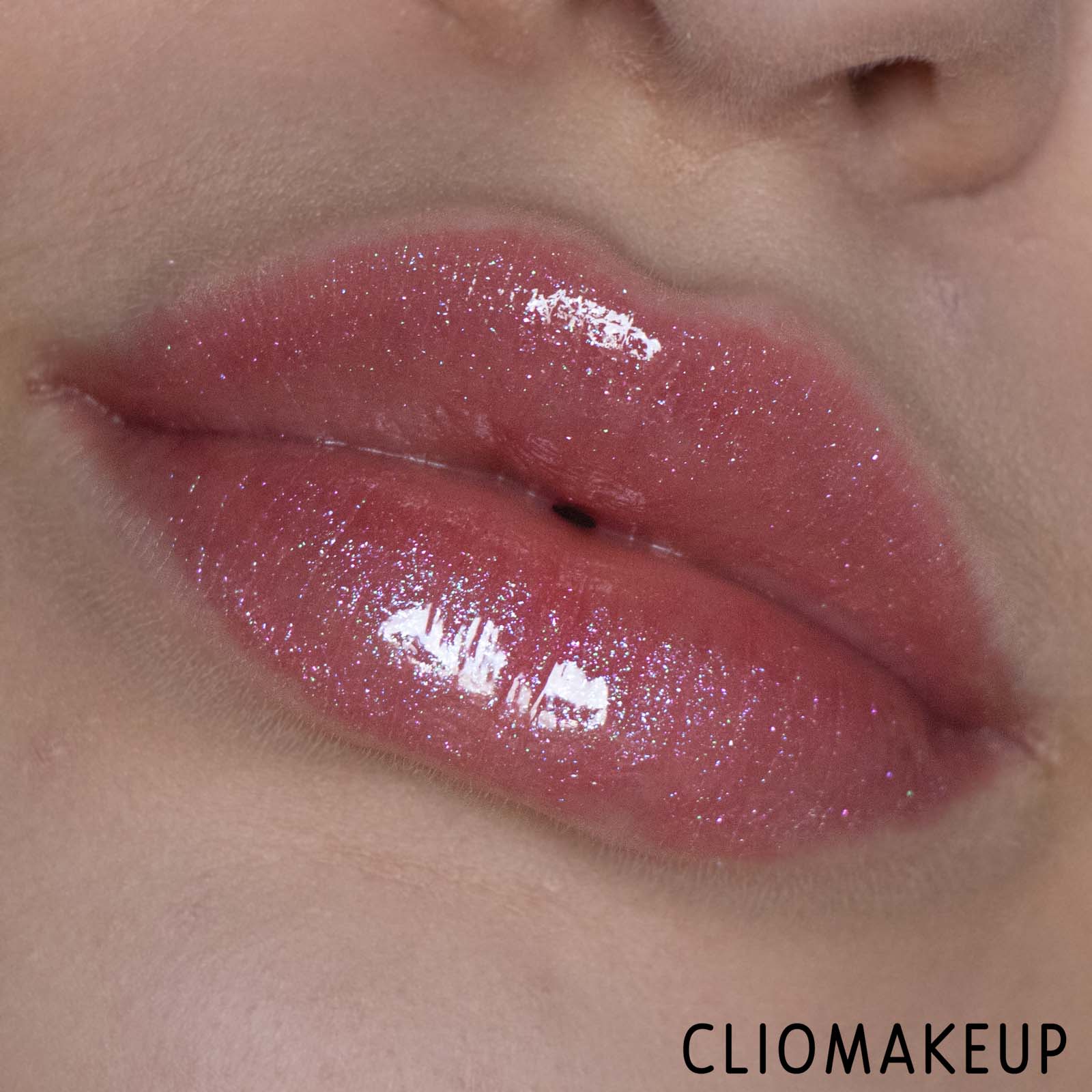 cliomakeup-recensione-gloss-too-faced-sugar-plum-fun-lip-injection-lip-gloss-10