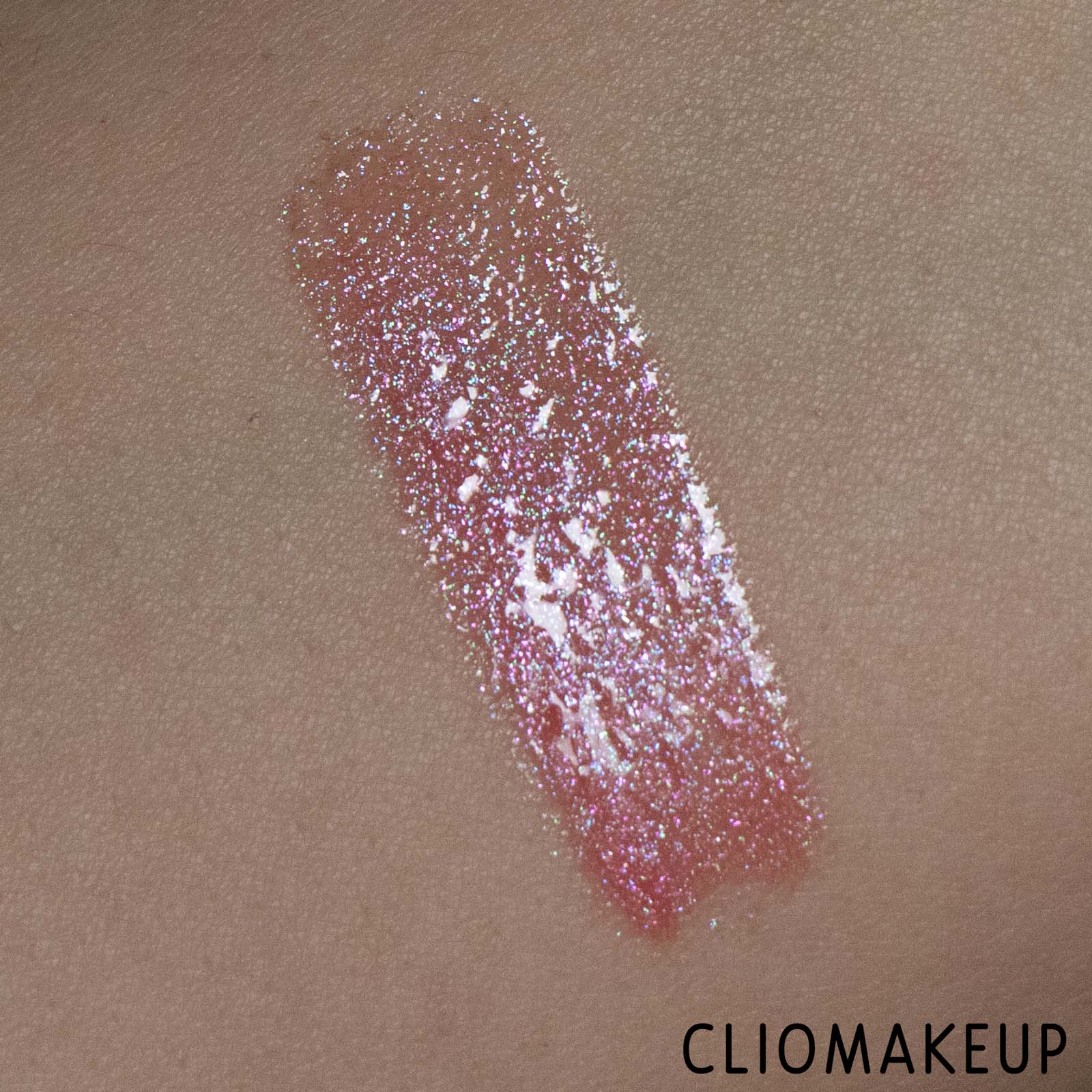 cliomakeup-recensione-gloss-too-faced-sugar-plum-fun-lip-injection-lip-gloss-6