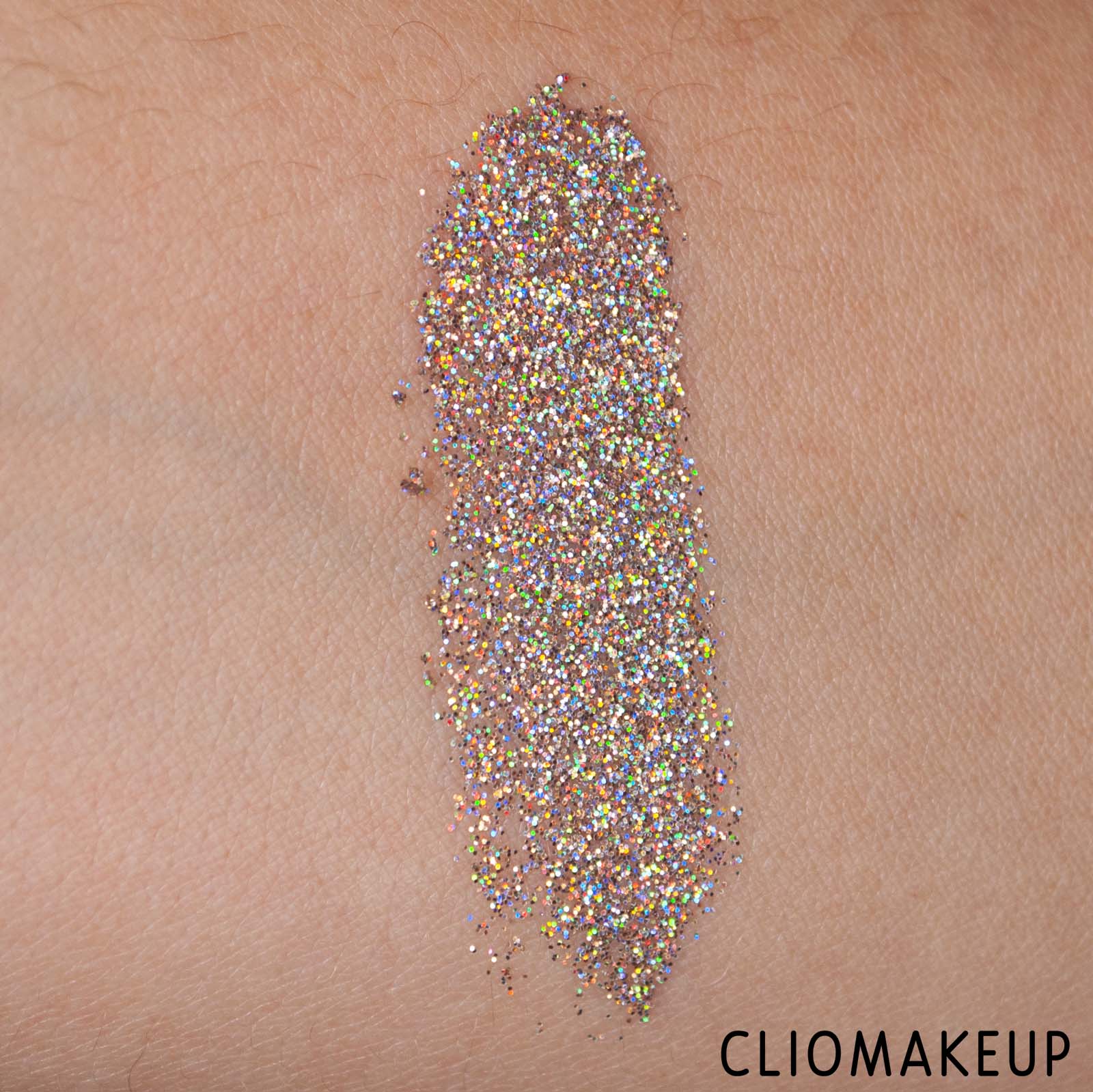 cliomakeup-recensione-illuminante-wycon-candy-bling-highlighter-7