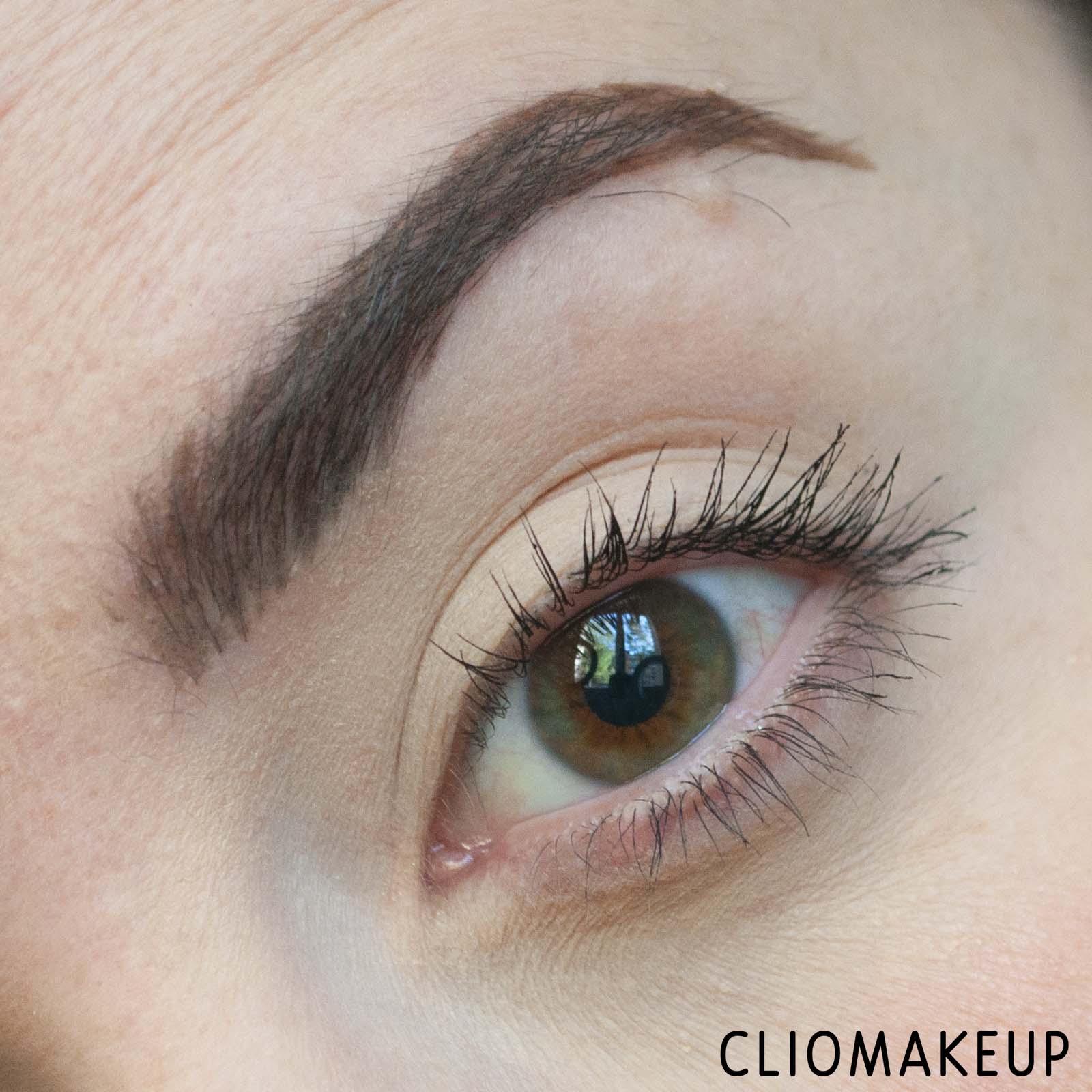 cliomakeup-recensione-mascara-essence-24-ever-defined-volume-mascara-10
