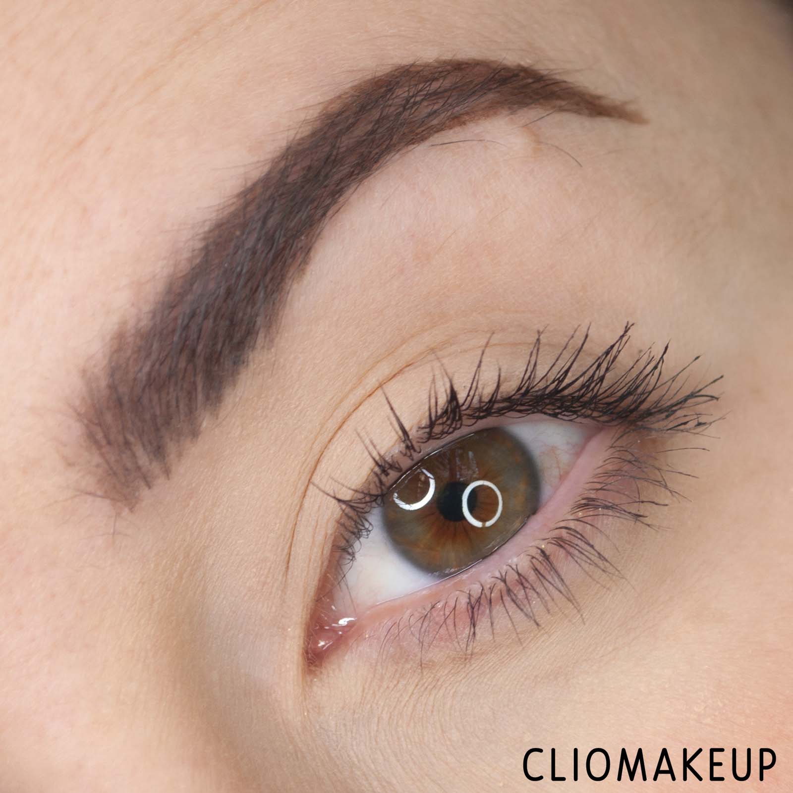 cliomakeup-recensione-mascara-essence-24-ever-defined-volume-mascara-11