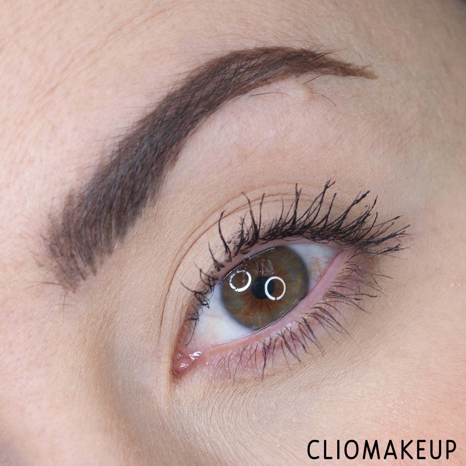 cliomakeup-recensione-mascara-essence-24-ever-defined-volume-mascara-13