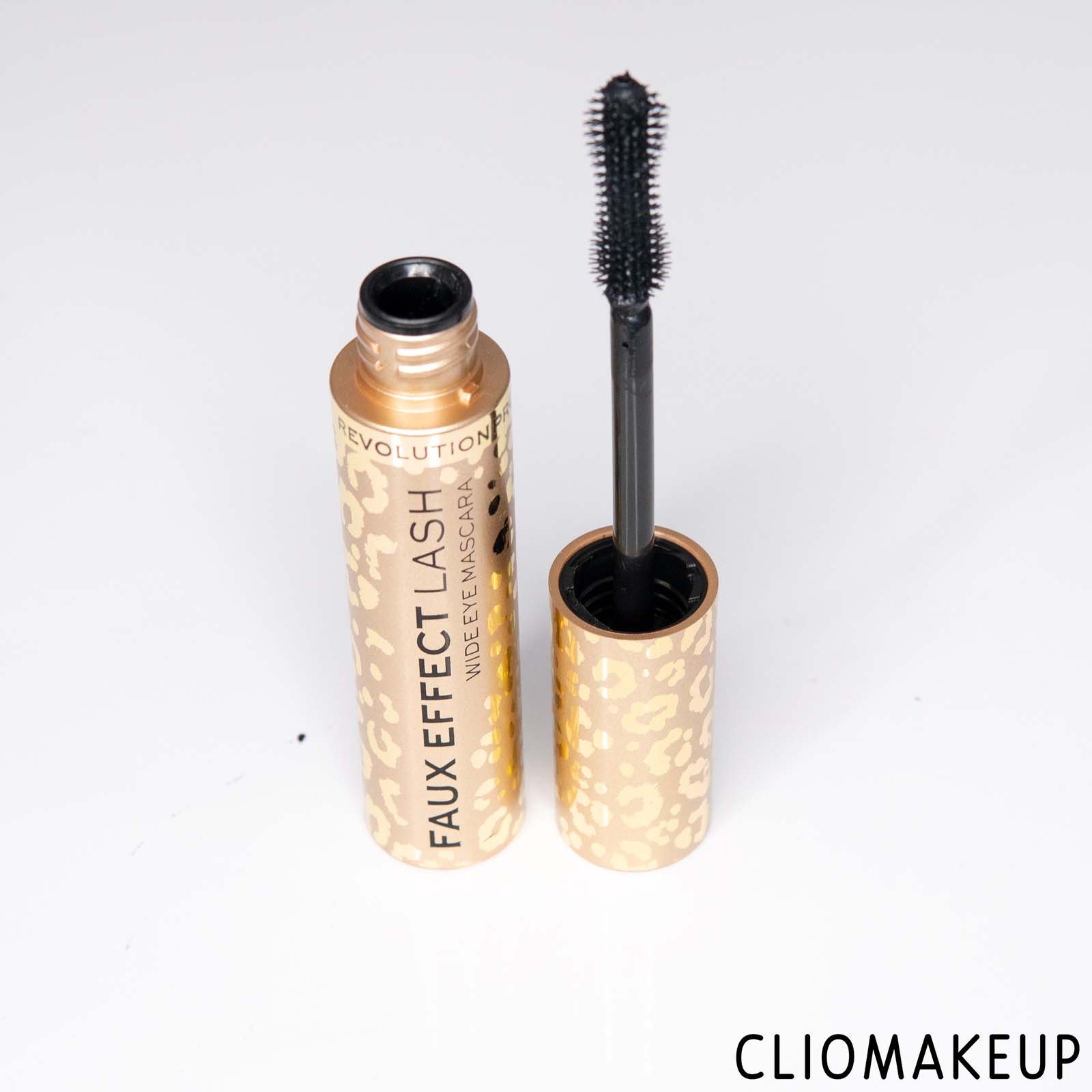 cliomakeup-recensione-mascara-revolution-pro-faux-effect-lash-wide-eye-mascara-4