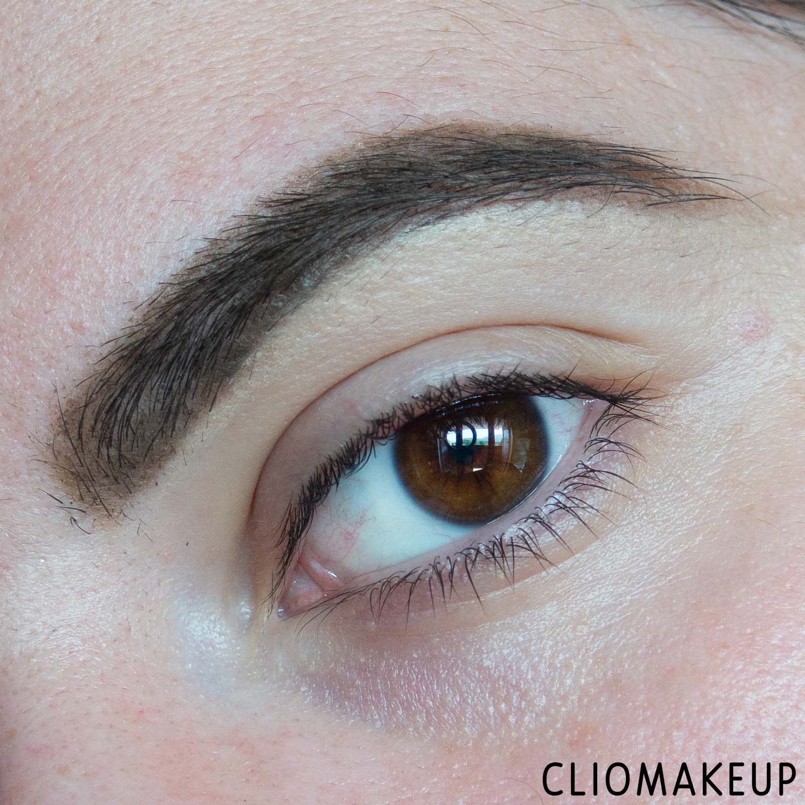 cliomakeup-recensione-mascara-revolution-pro-faux-effect-lash-wide-eye-mascara-8