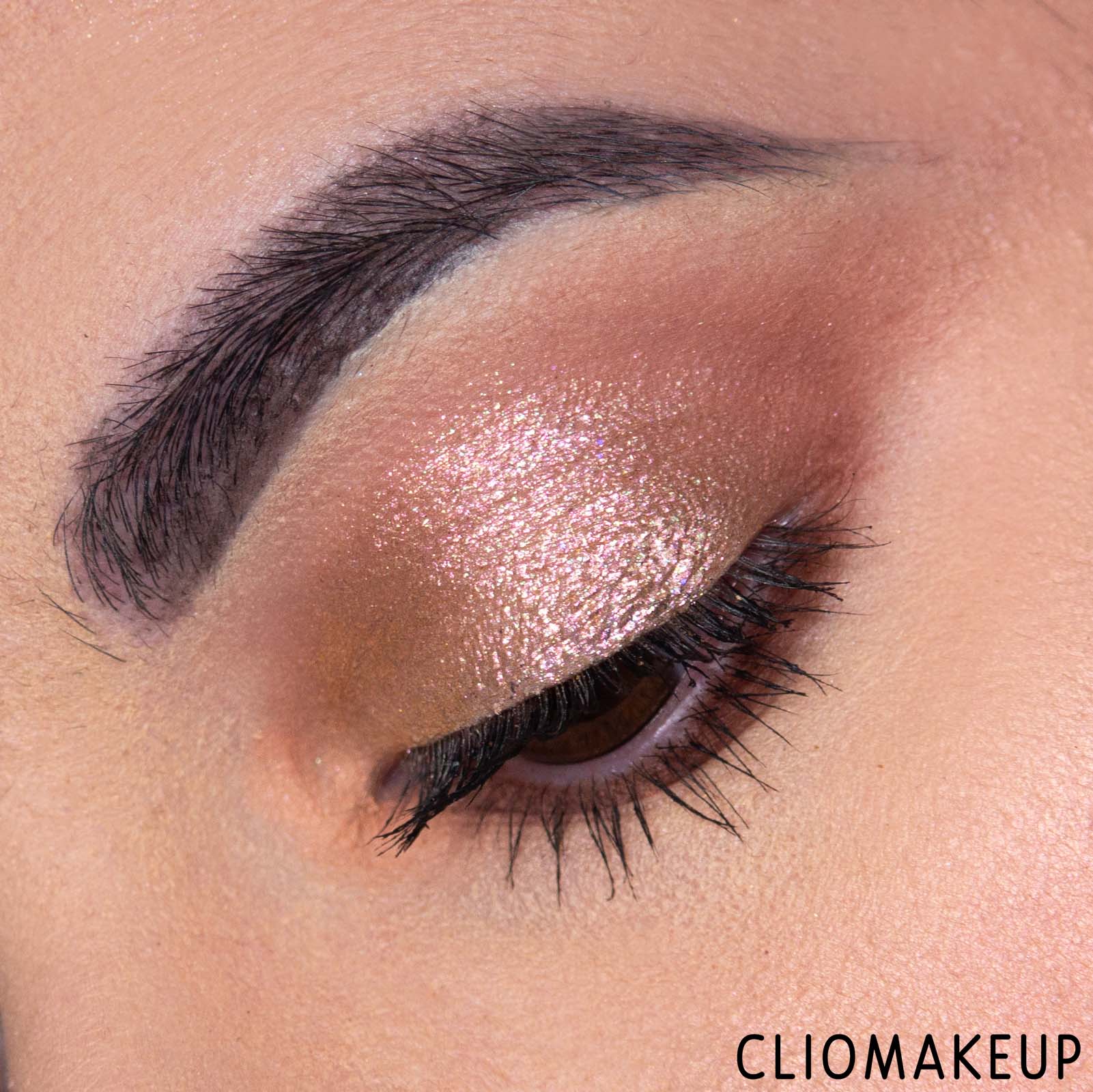 cliomakeup-recensione-palette-urban-decay-stoned-vibes-eyeshadow-palette-13