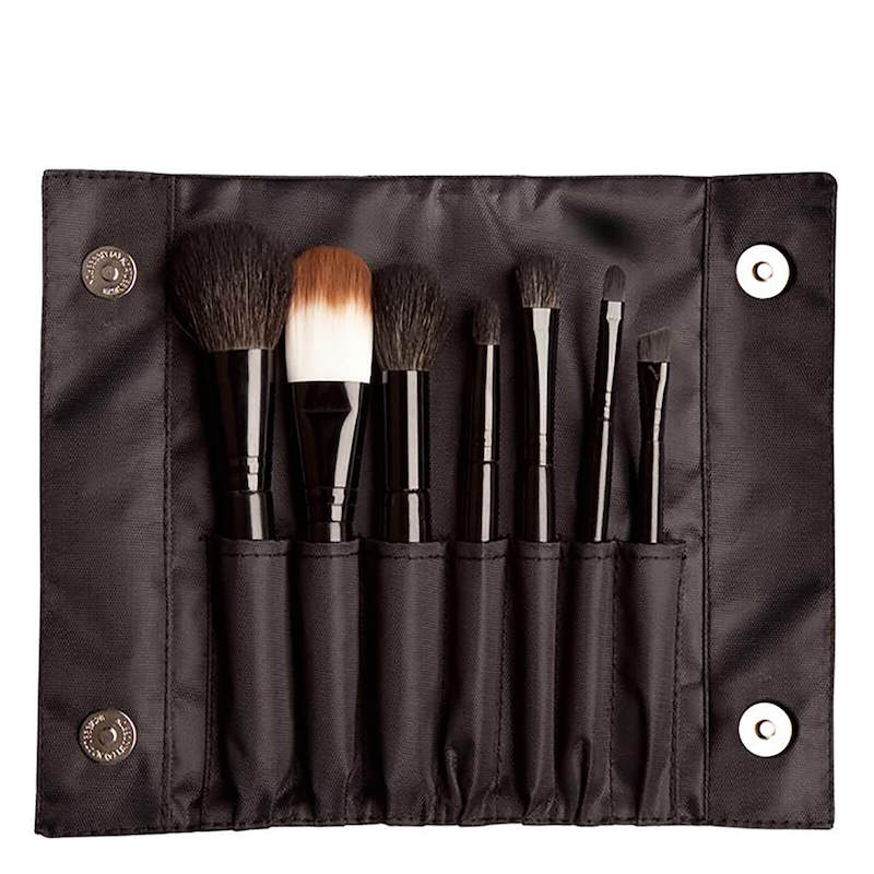cliomakeup-set-pennelli-trucco-teamclio-14-sleek