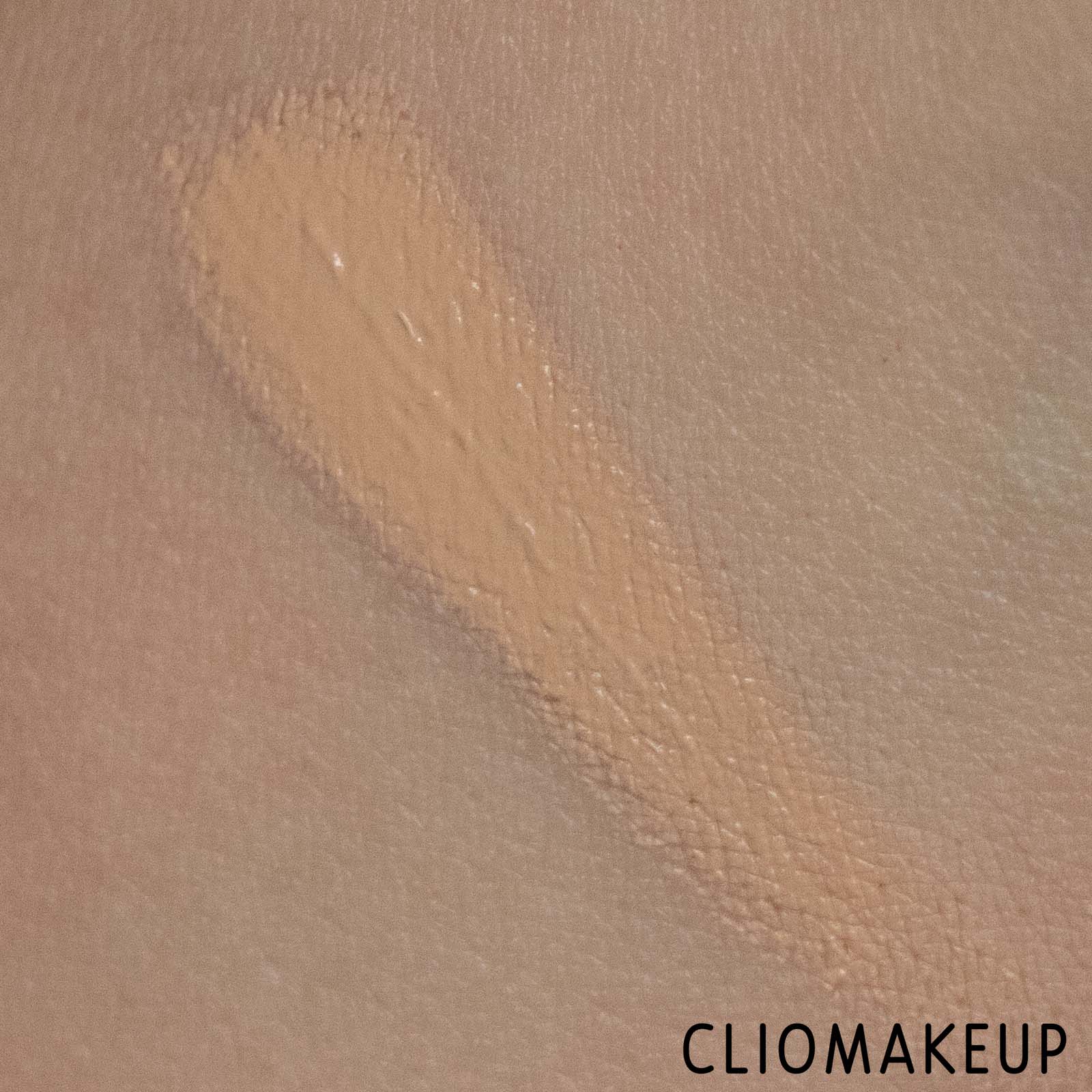 cliomakeup-recensione-correttore-The-Ordinary-Full-Coverage-Concealer-High-Coverage-Formula-6