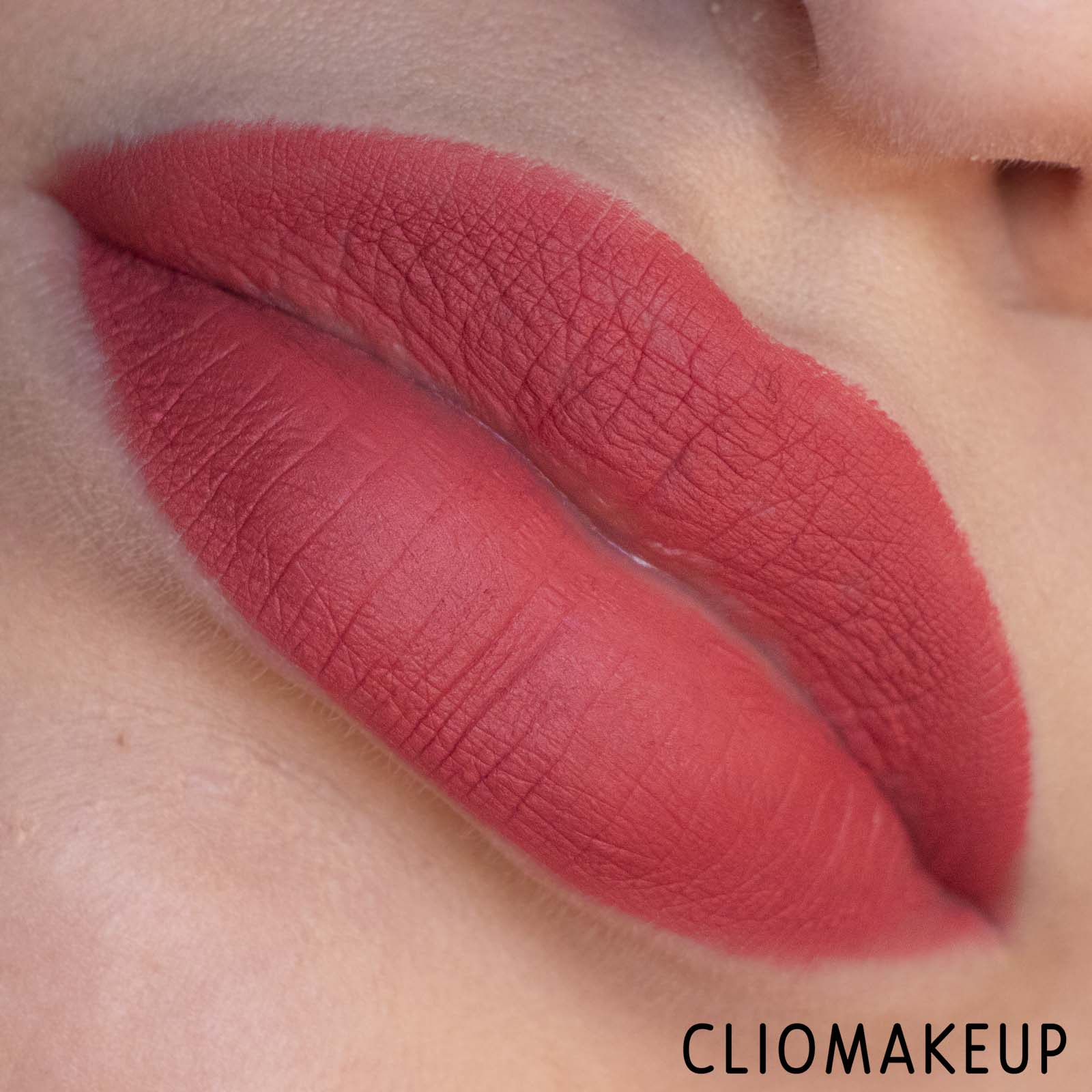 cliomakeup-recensione-matita-labbra-Kiko-Ray-Of-Love-Long-Lasting-Lip-Liner -10