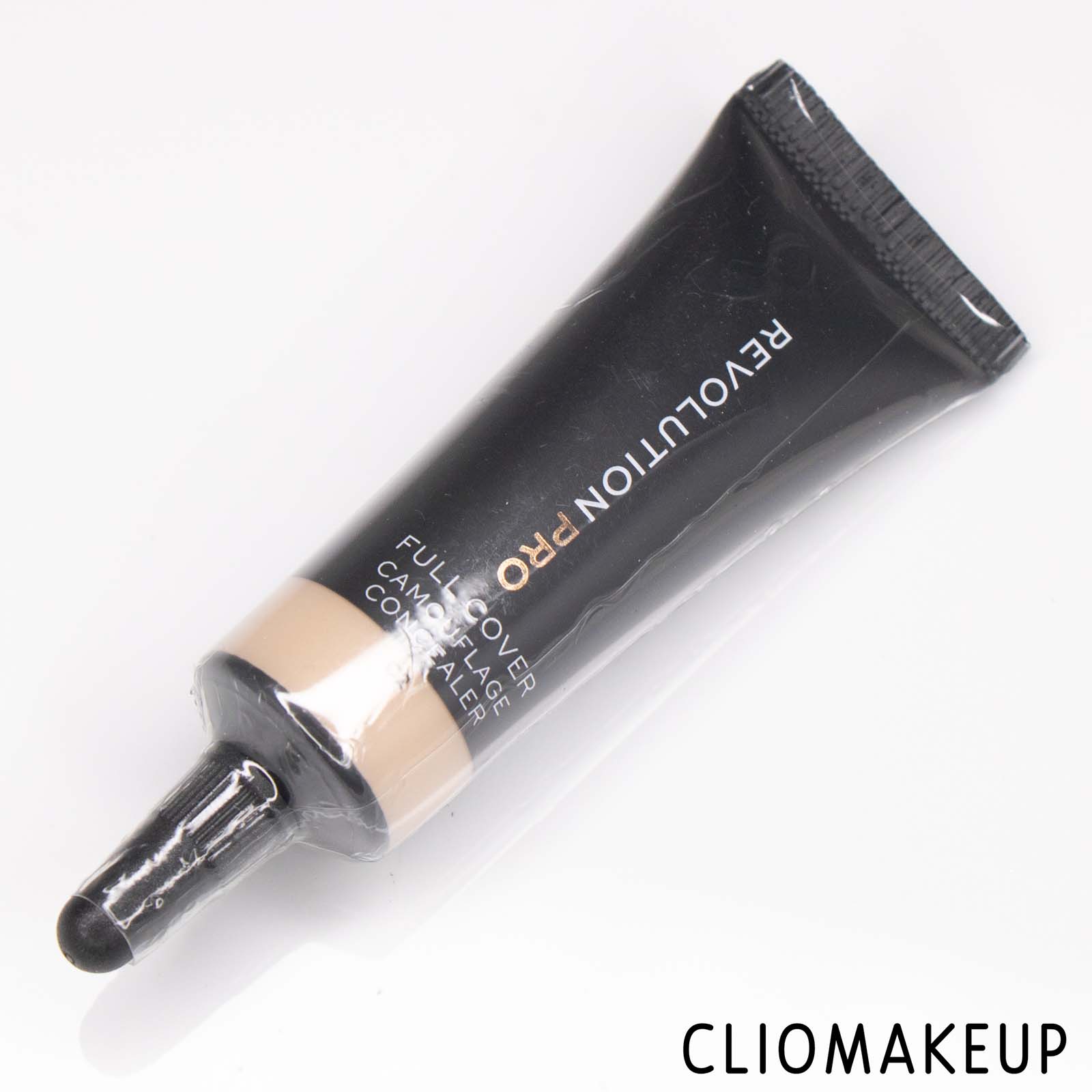 cliomakeup-Recensione-Correttore-Revolution-Pro-Full-Cover-Camouflage-Concealer -2