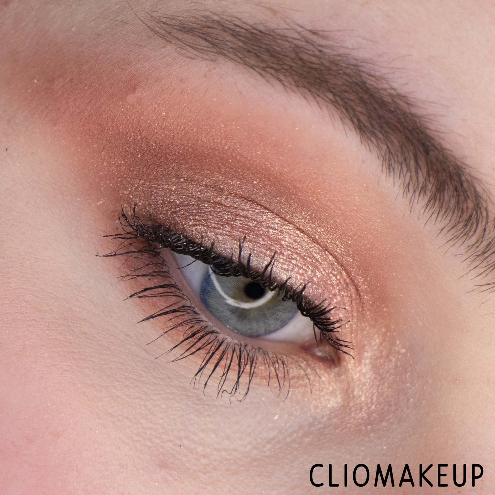 cliomakeup-Recensione-Palette-Kiko-Mood-Boost-Mad-For-Colour-Eyeshadow-Palette-11