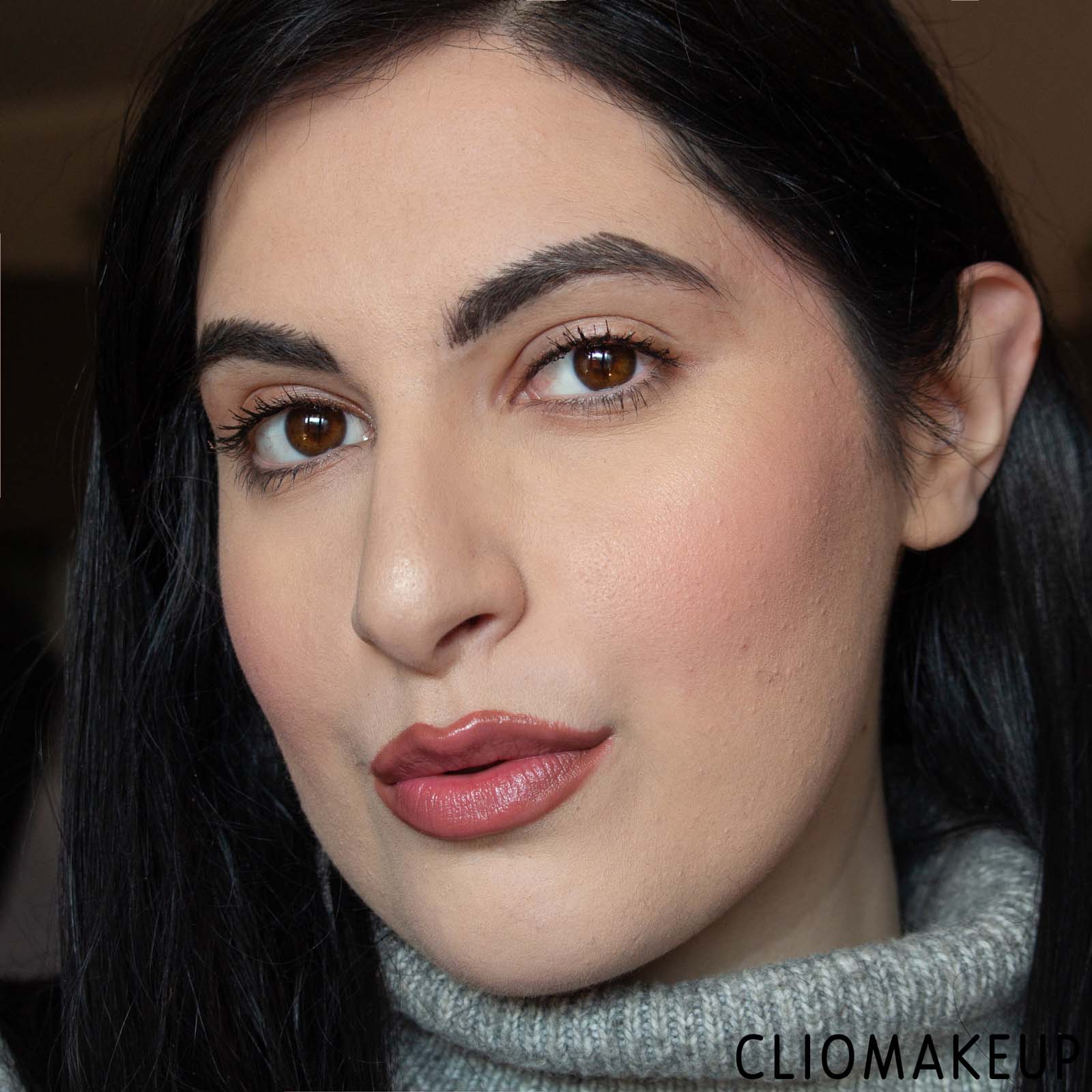 cliomakeup-recensione-balsamo-labbra-too-faced-peach-bloom-color-blossoming-lip-balm-14