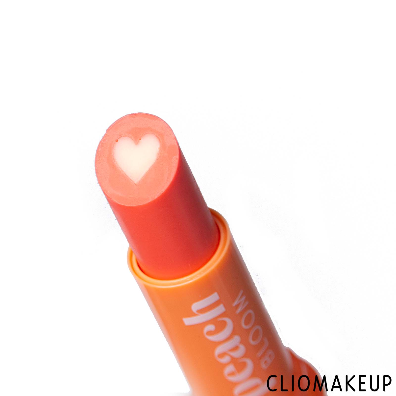 cliomakeup-recensione-balsamo-labbra-too-faced-peach-bloom-color-blossoming-lip-balm-5