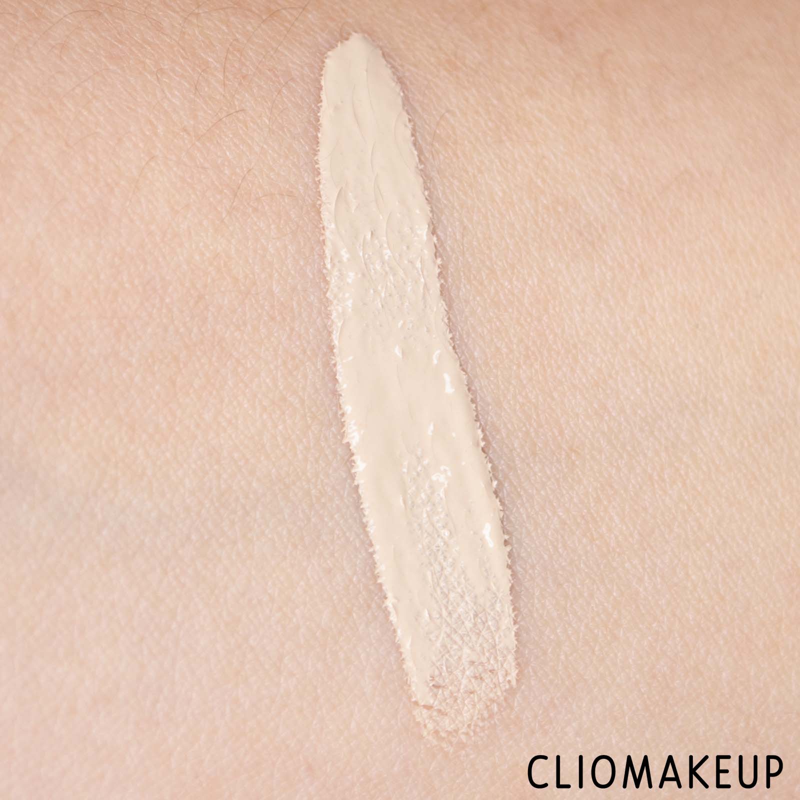 cliomakeup-recensione-correttore-essence-skin-lovin-sensitive-concealer-7